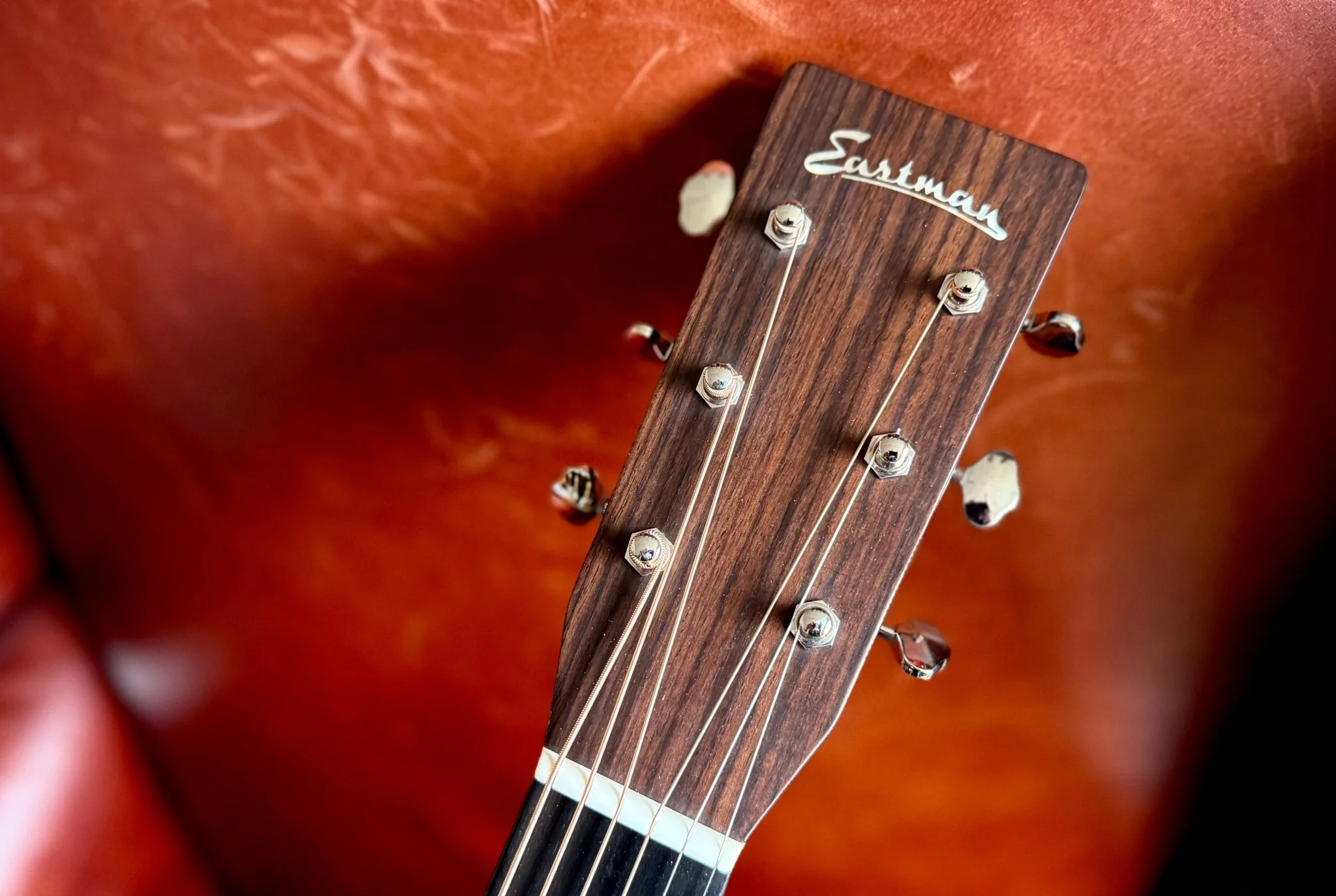 Eastman E20OM-TC-SB Orchestra model  (Price inc. Custom Pro Setup Package) - Image 6