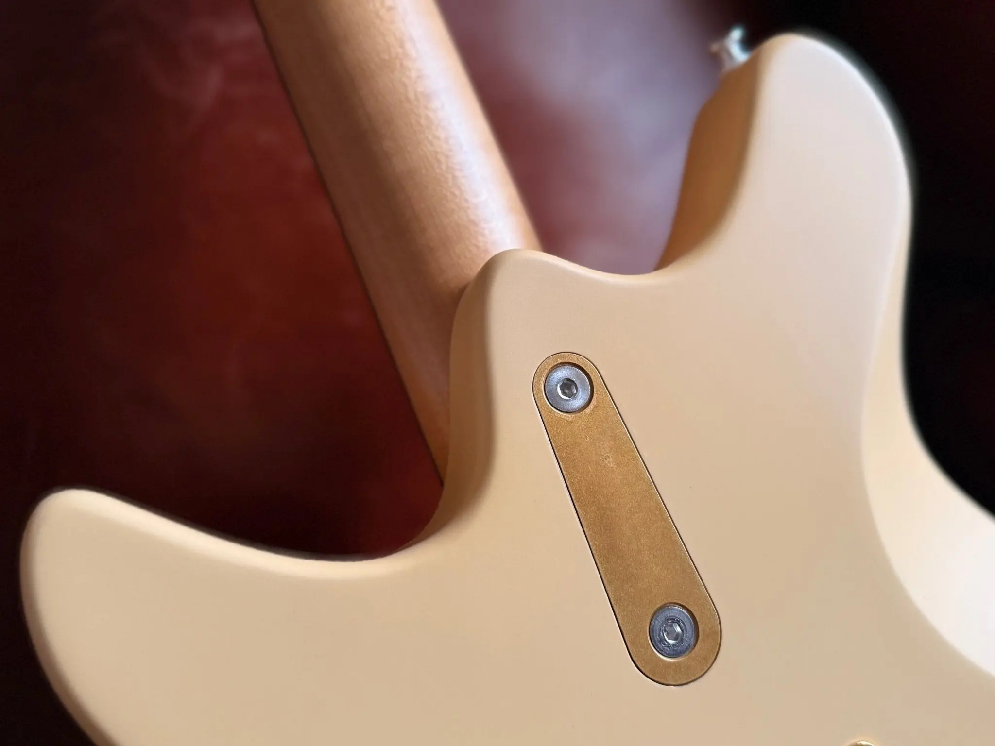 Eastman Fullertone DC62 Desert Sand  (Price inc. Custom Pro Setup Package) - Image 3