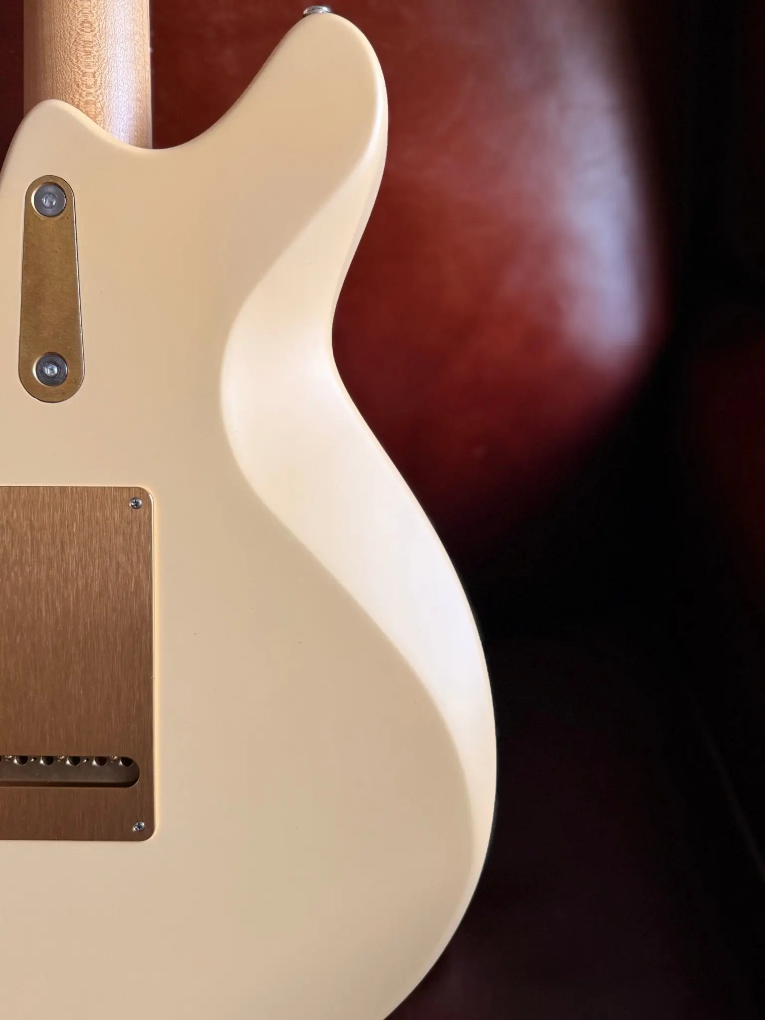Eastman Fullertone DC62 Desert Sand  (Price inc. Custom Pro Setup Package) - Image 4