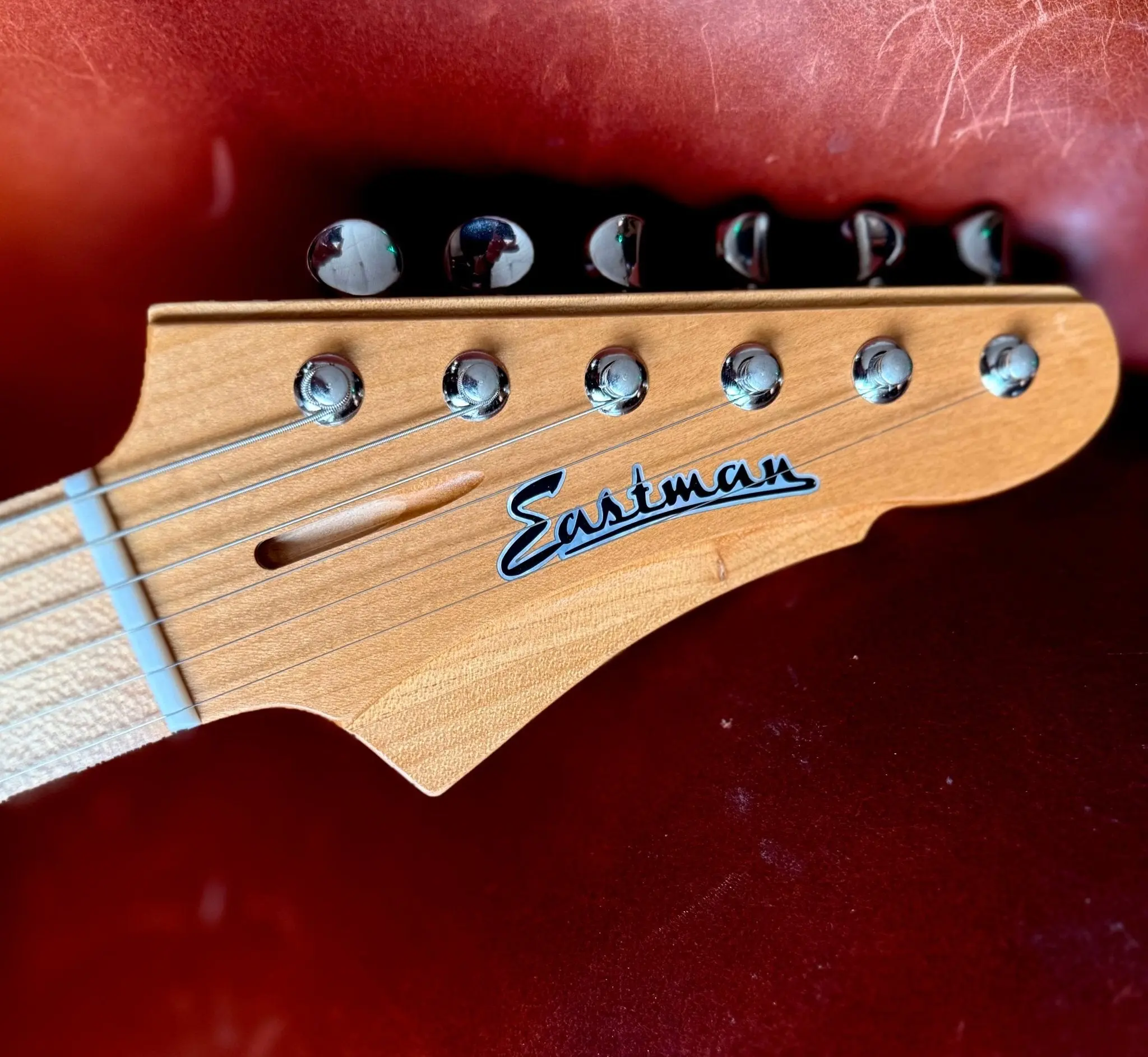 Eastman Fullertone SC52 Desert Sand  (Price inc. Custom Pro Setup Package) - Image 11