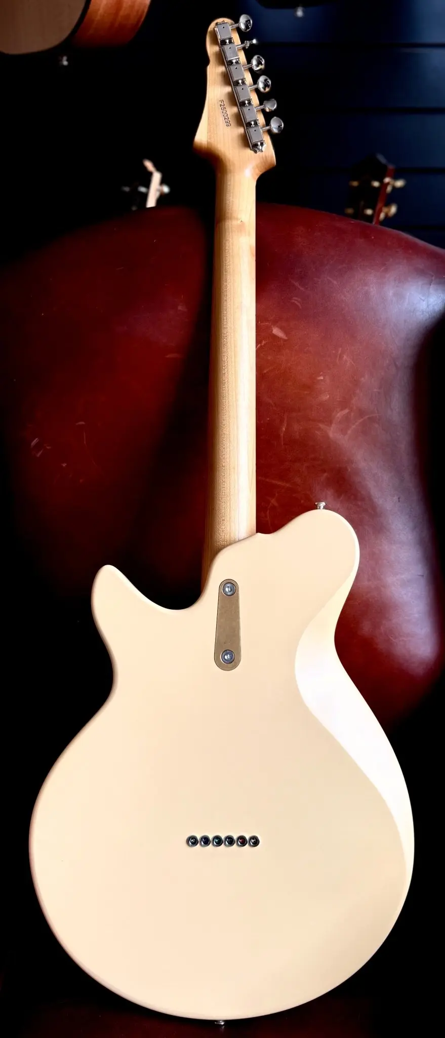 Eastman Fullertone SC52 Desert Sand  (Price inc. Custom Pro Setup Package) - Image 22
