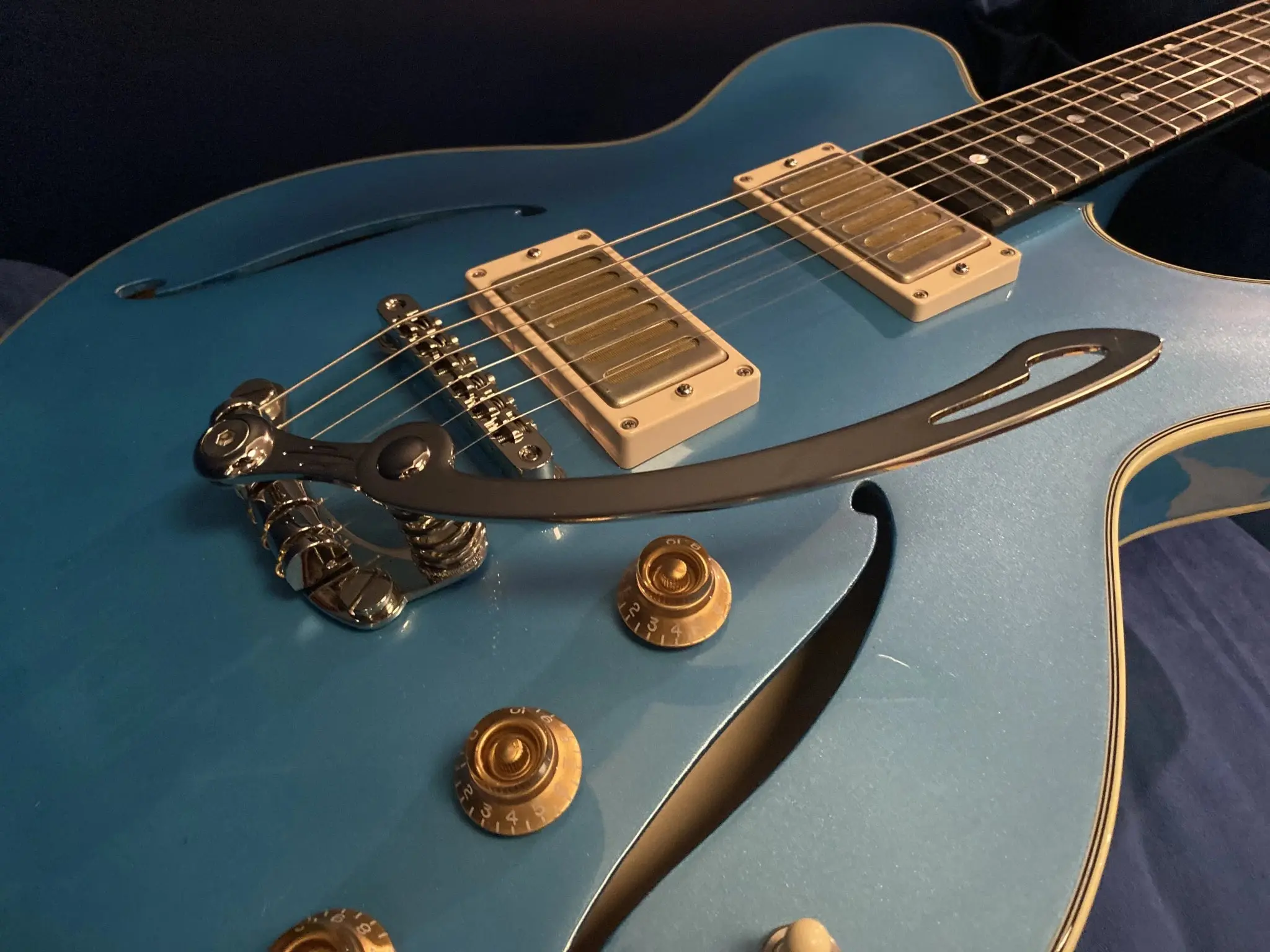 Eastman Romeo LA Celestine Blue  (Price inc. Custom Pro Setup Package) - Image 2