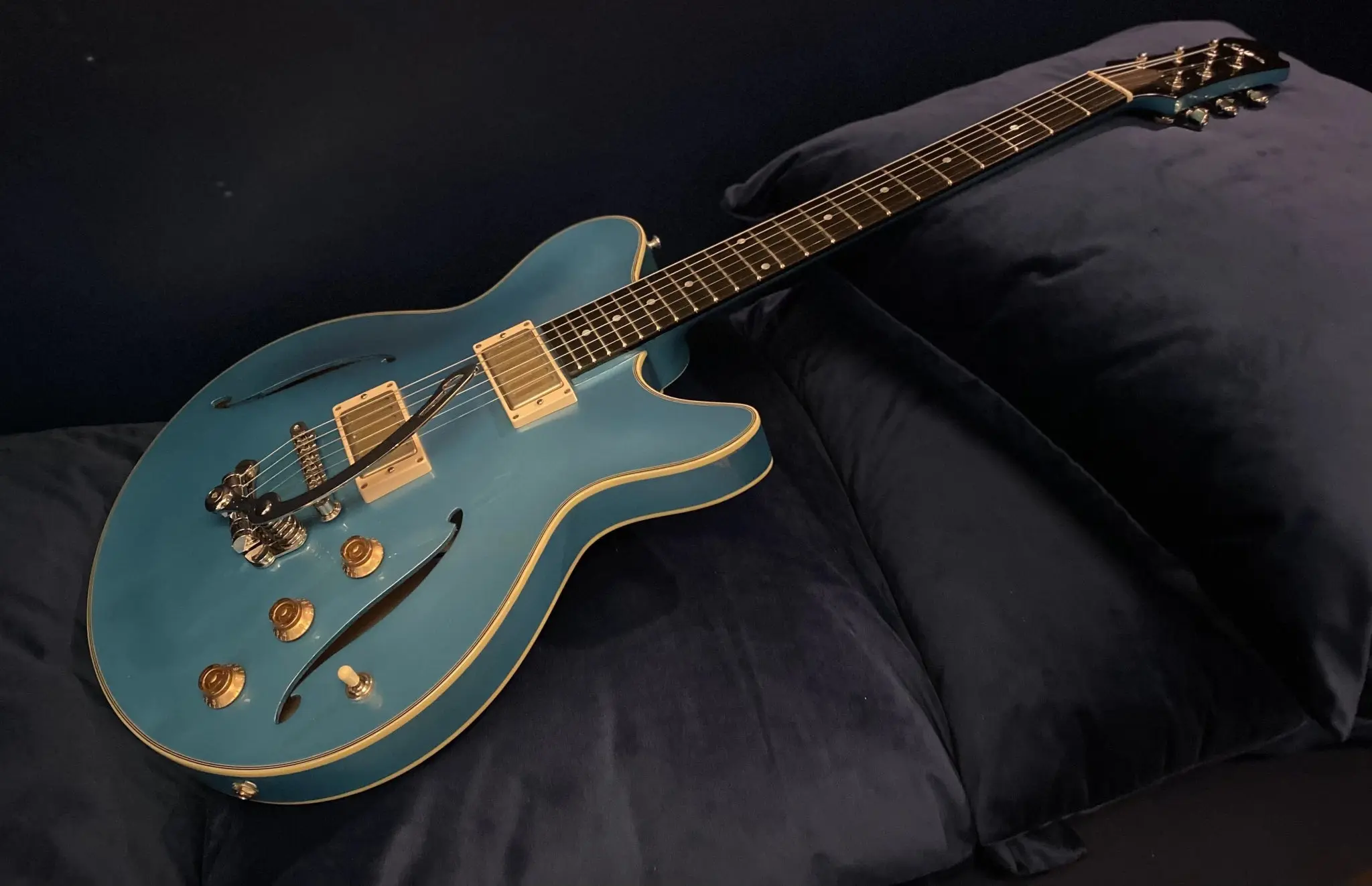 Eastman Romeo LA Celestine Blue  (Price inc. Custom Pro Setup Package) - Image 6
