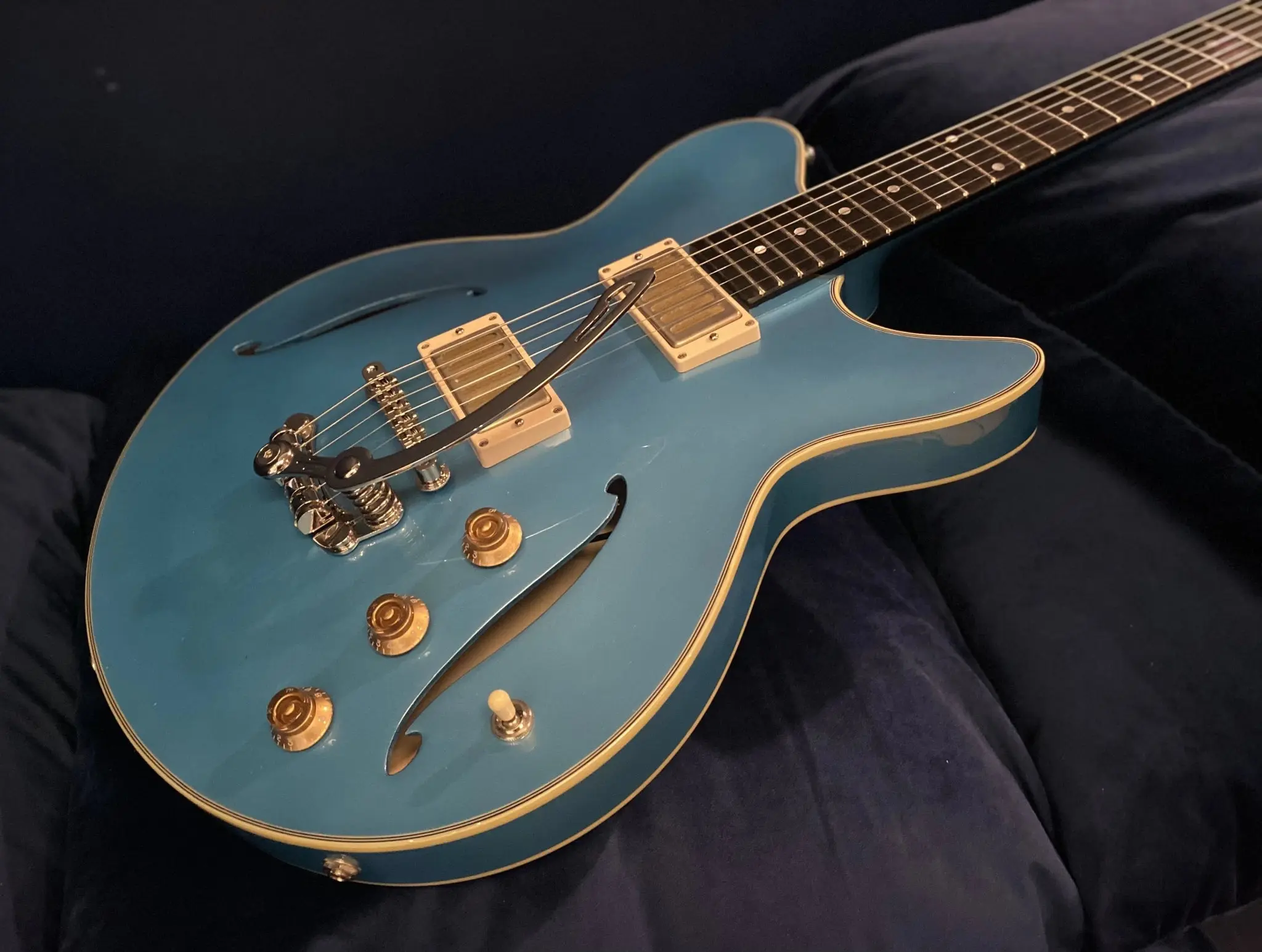 Eastman Romeo LA Celestine Blue  (Price inc. Custom Pro Setup Package) - Image 8