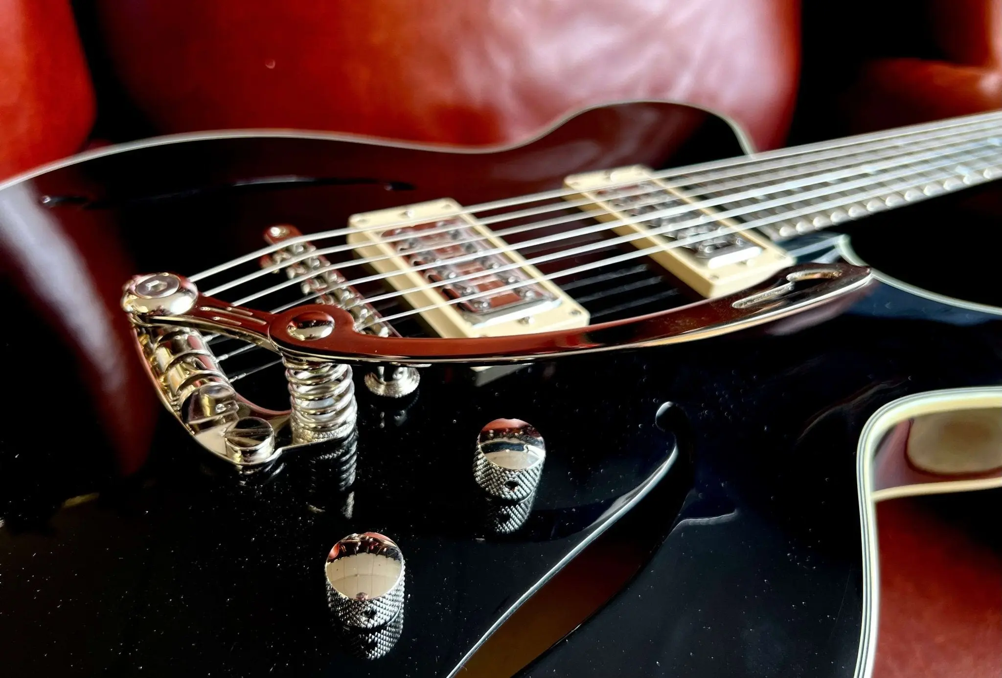 Eastman Romeo NYC, Electric guitar  (Price inc. Custom Pro Setup Package) - Image 3