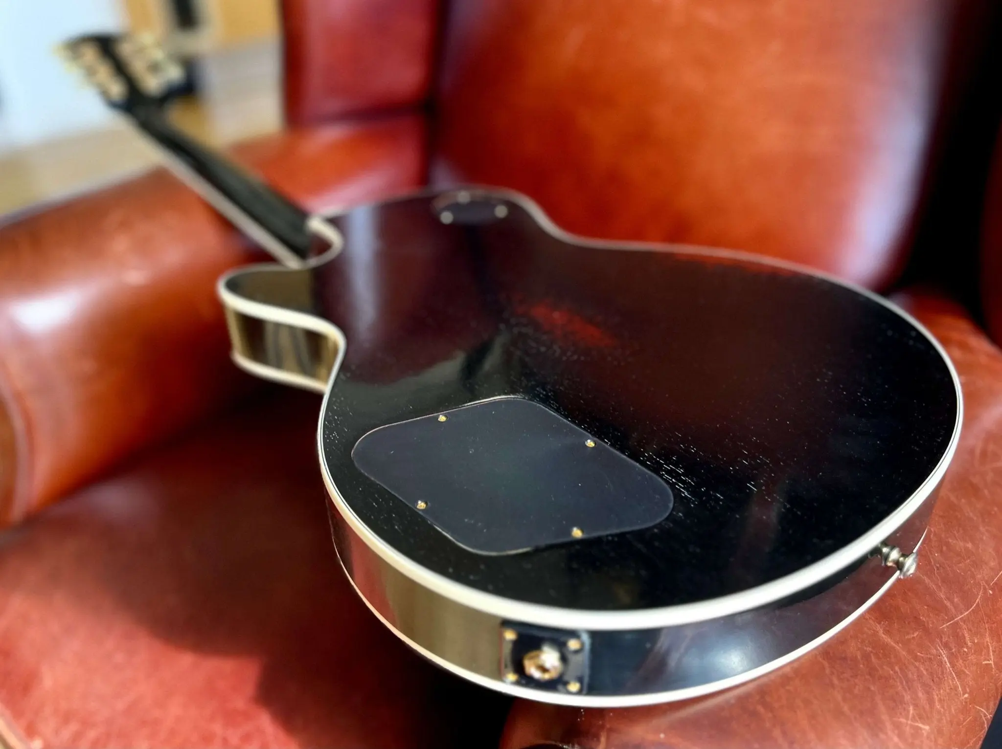 Eastman SB57/V BK  (Price inc. Custom Pro Setup Package) - Image 7