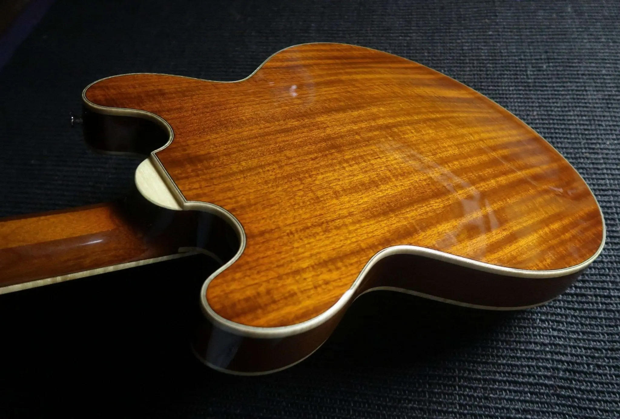 Eastman T184mx GB  (Price inc. Custom Pro Setup Package) - Image 9