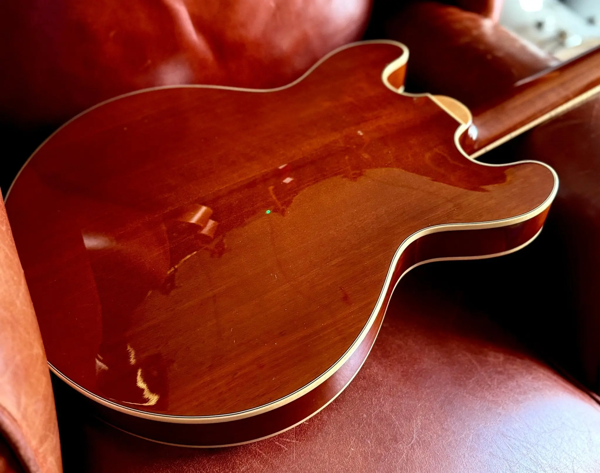Eastman T185MX Electric Guitar  (Price inc. Custom Pro Setup Package) - Image 11