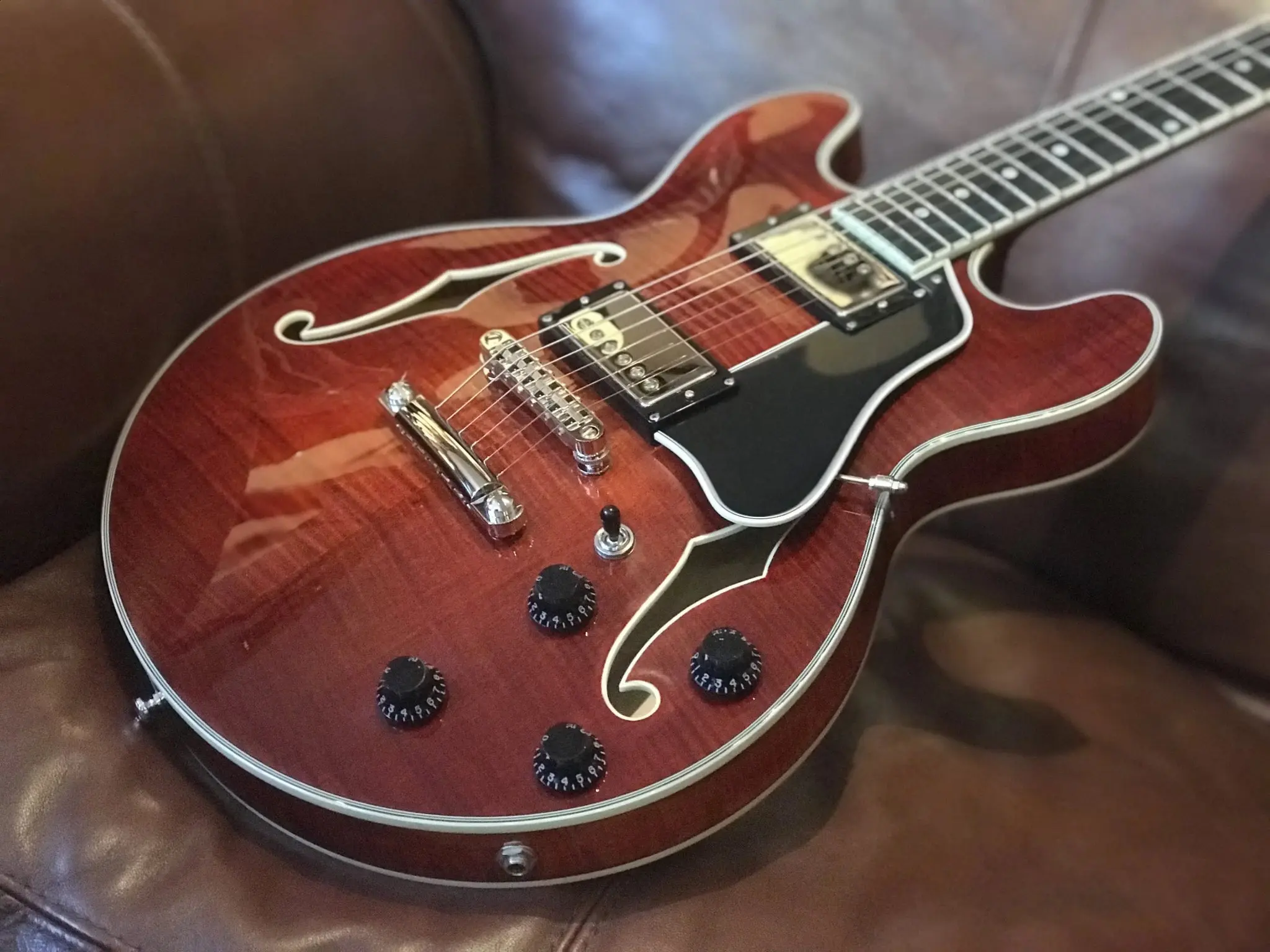 Eastman T484 Classic  (Price inc. Custom Pro Setup Package) - Image 12