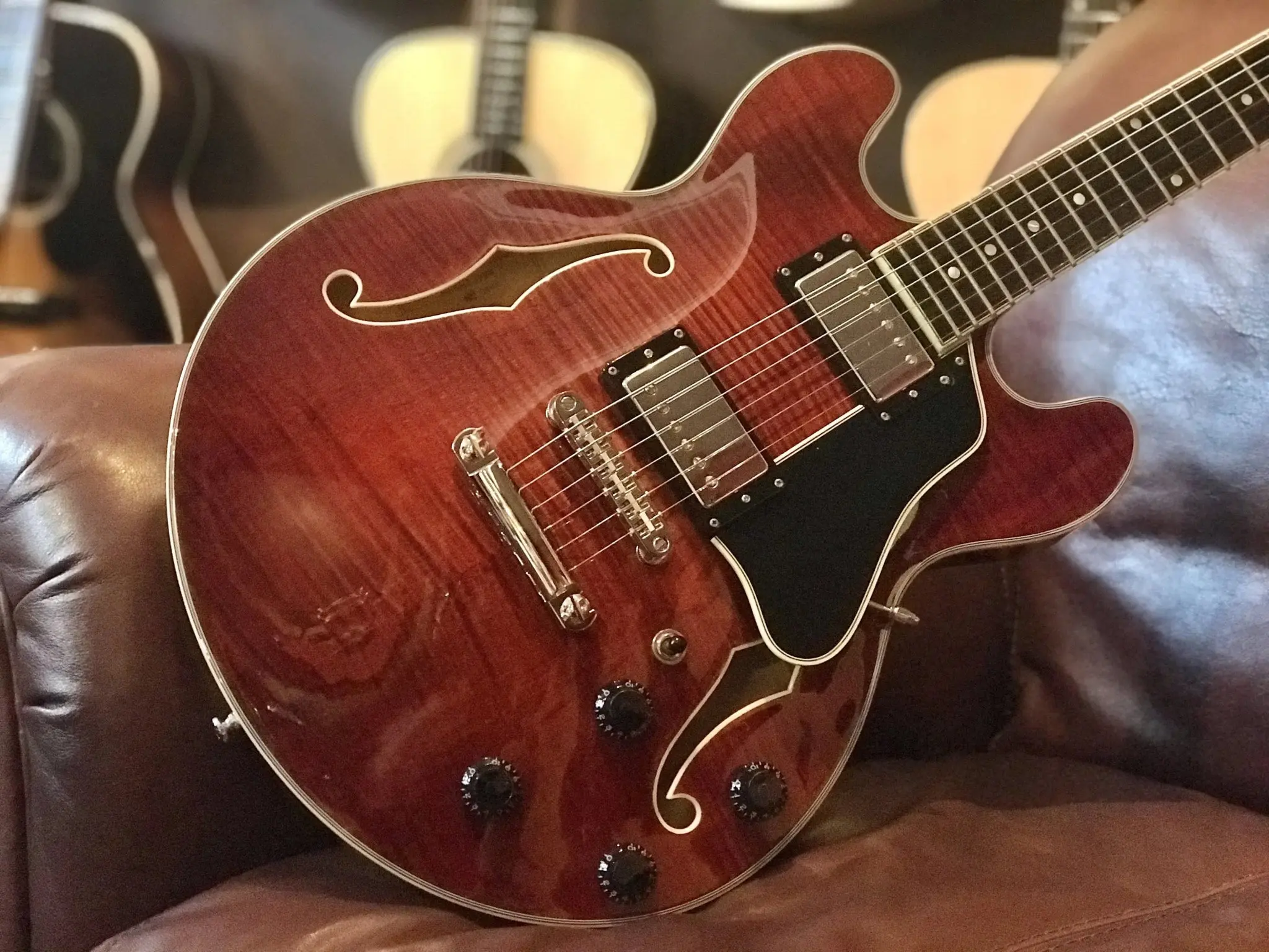 Eastman T484 Classic  (Price inc. Custom Pro Setup Package) - Image 16