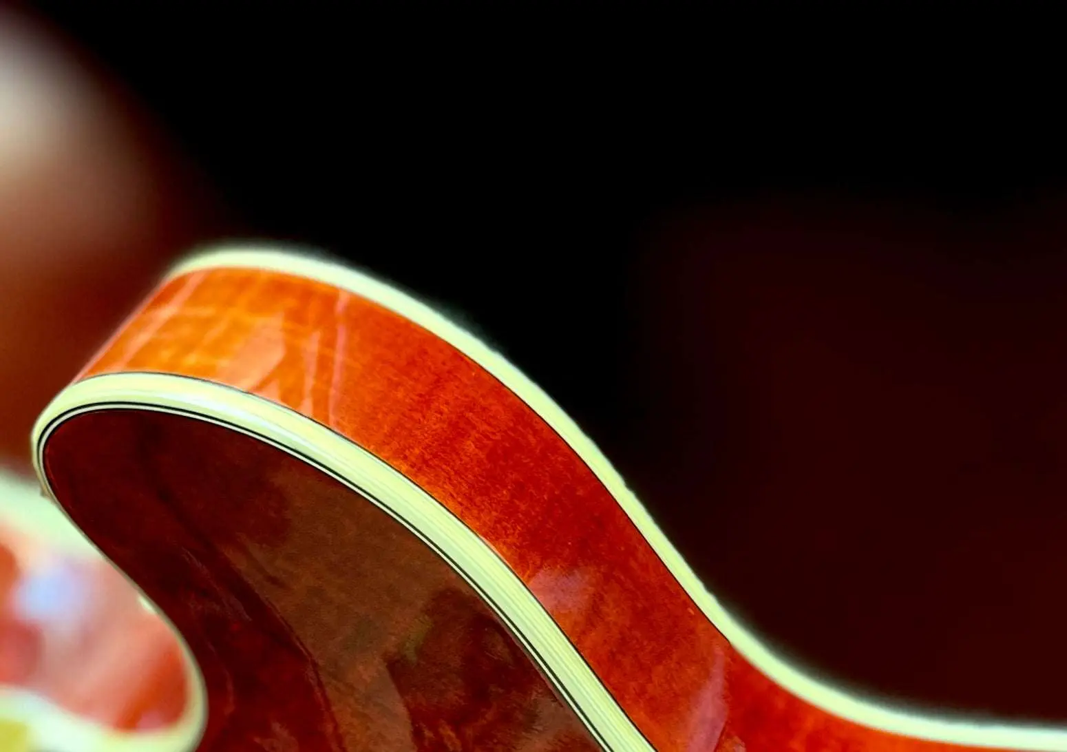 Eastman T484 Classic  (Price inc. Custom Pro Setup Package) - Image 9