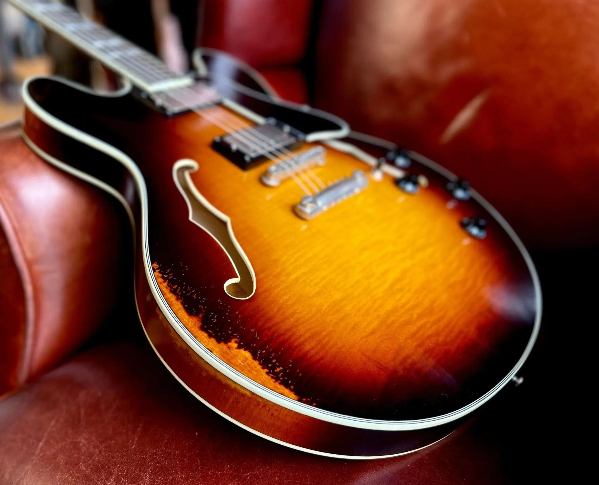 Eastman T59/v Sunburst  (Price inc. Custom Pro Setup Package) - Image 13