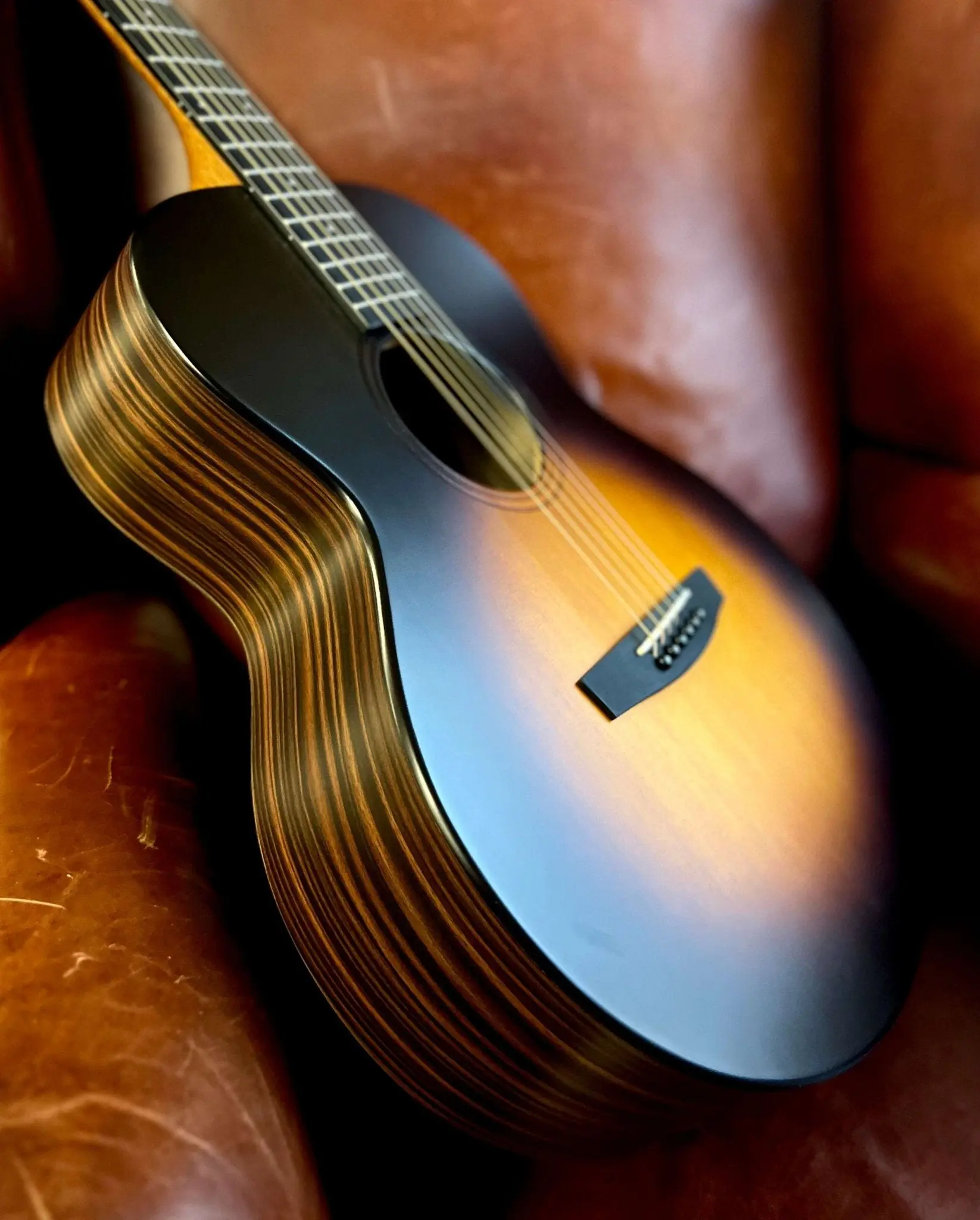 Enya EA-X1 PRO Sunbrust,41" Solid Spruce with Rosewood HPL Guitar+ Gig Bag+Accessories(String+Capo+ Pick+Strap+Wrench+ Cleaning Cloth) w' £225 Custom Pro Setup Package Included - Image 11