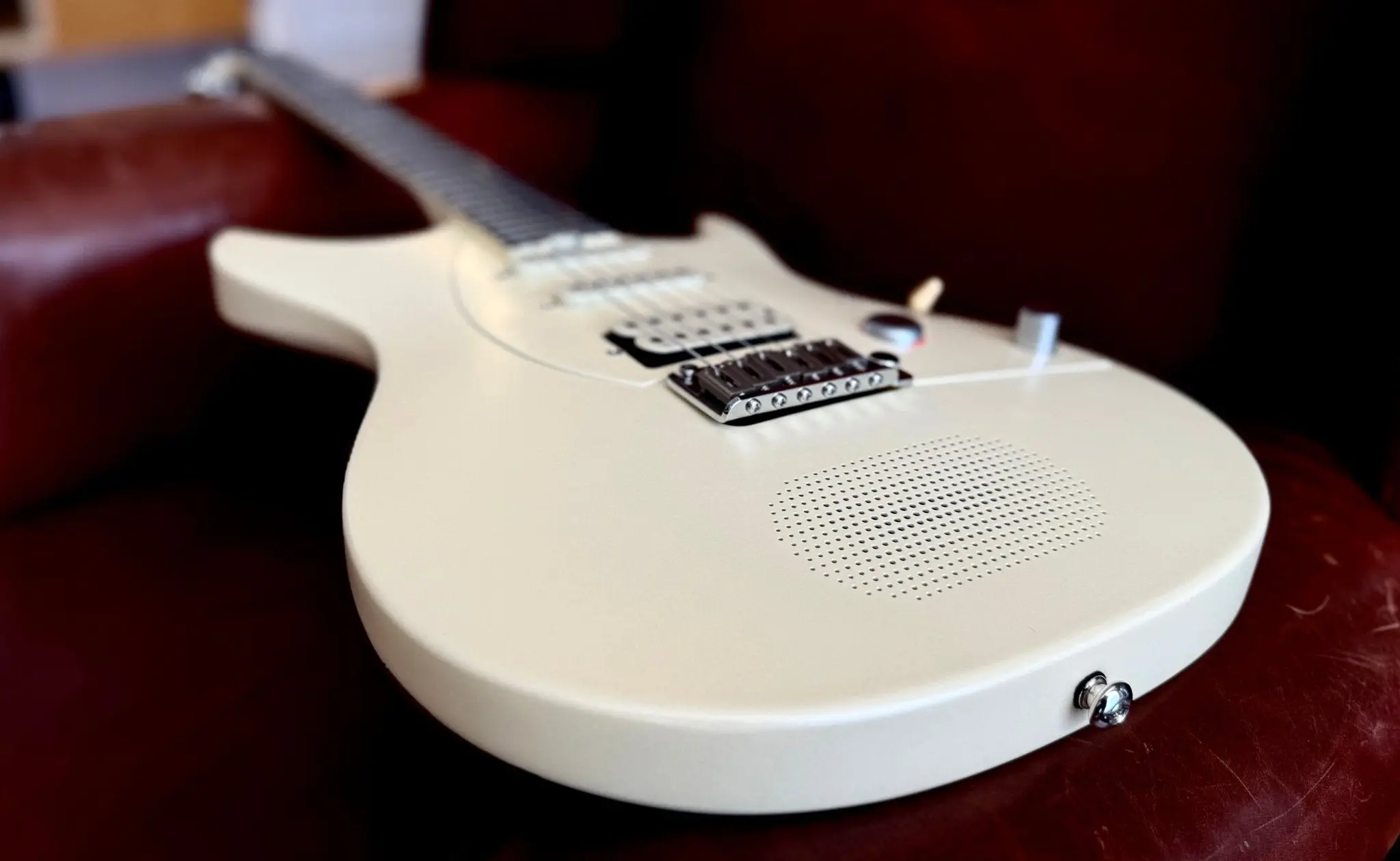 Enya Inspire Electric Smart Guitar in White - Image 10