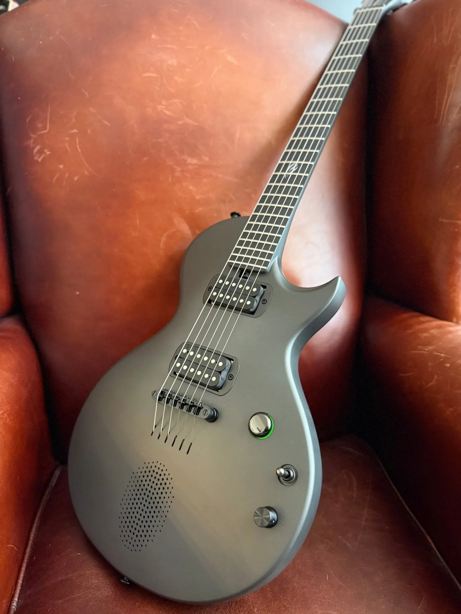 Enya Nova Go Sonic Black, Electric Guitar (Guitar with case and accessories) - Image 12