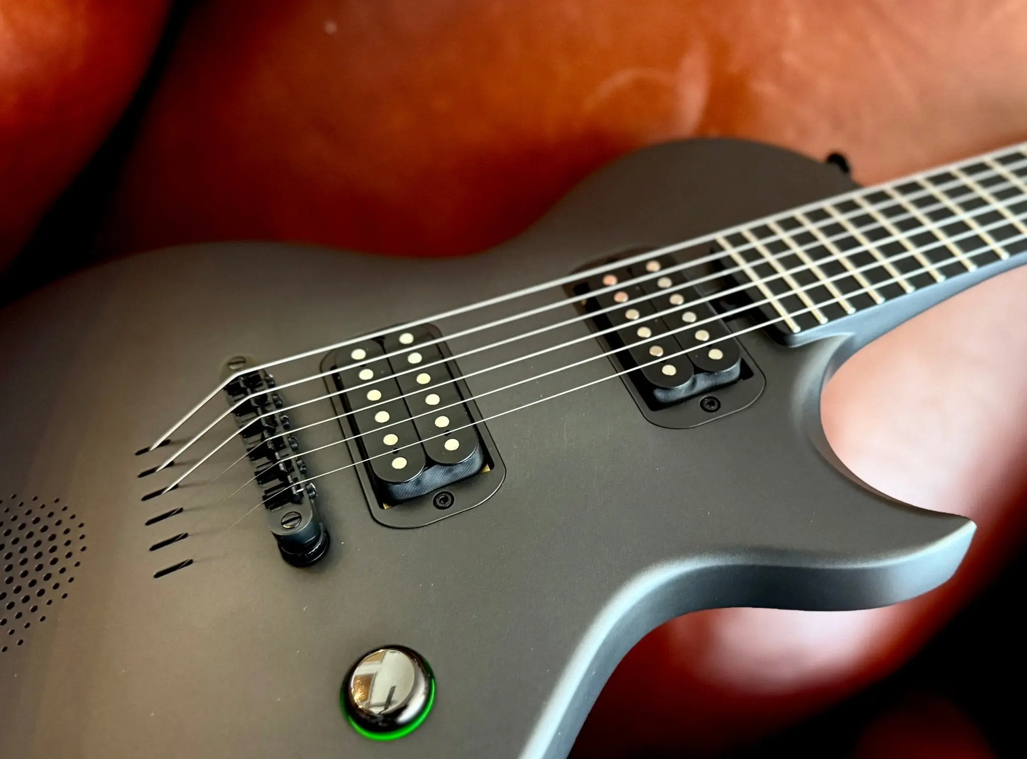 Enya Nova Go Sonic Black, Electric Guitar (Guitar with case and accessories) - Image 5