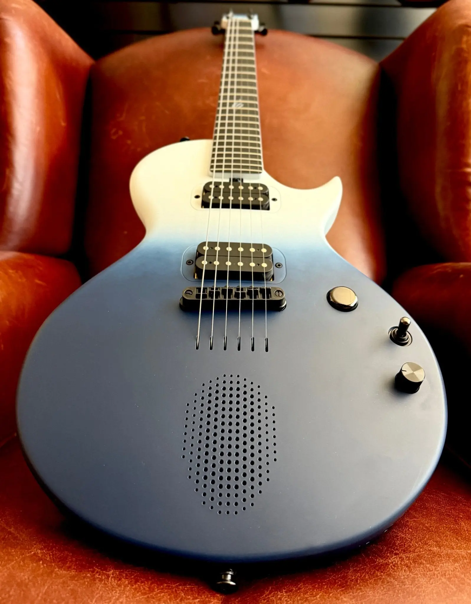 Enya Nova Go Sonic Ocean Blue, Electric Guitar (Guitar with case and accessories) - Image 3