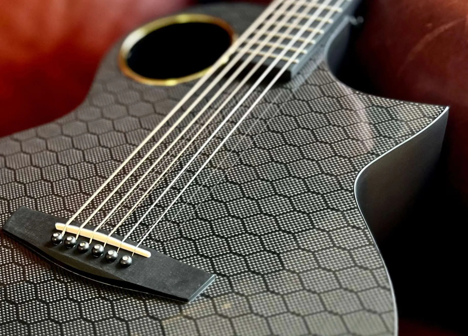 Enya X4 PRO Carbon Fibre Electro-Acoustic Travel Guitar - Image 15