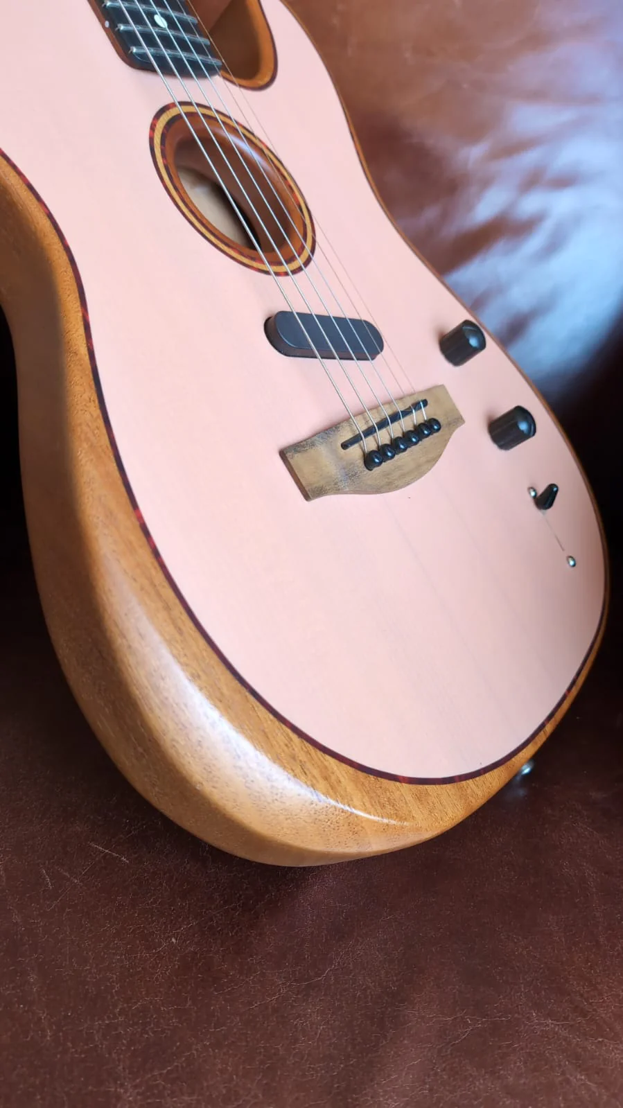 Fender USA Acoustasonic Telecaster - Shell Pink (Used) - Image 6