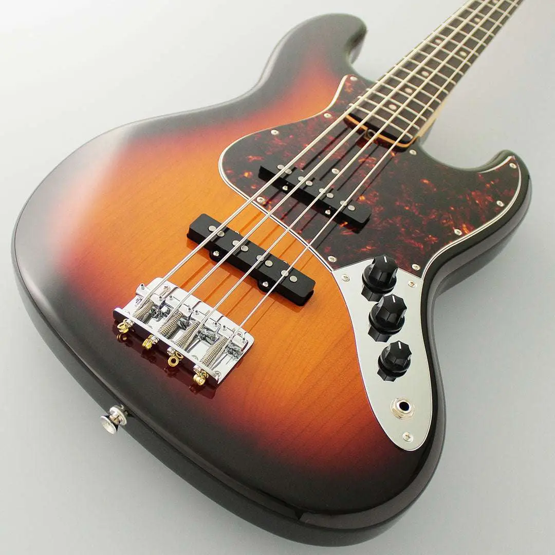 FGN Neoclassic NJB100RAL, 3 Tone Sunburst Bass Guitar - Image 8