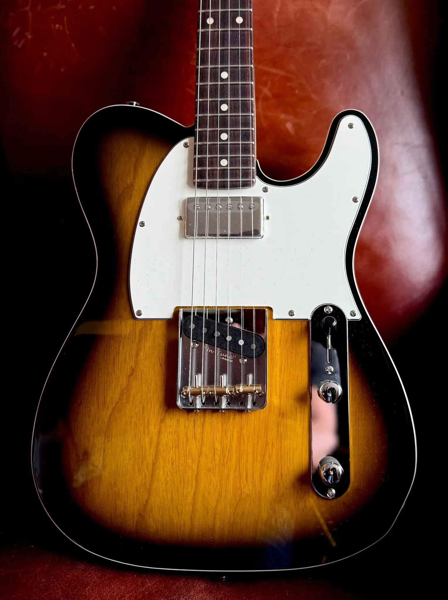 FGN Neoclassic NTE210RAH, 2 Tone Sunburst Electric Guitars - Image 12
