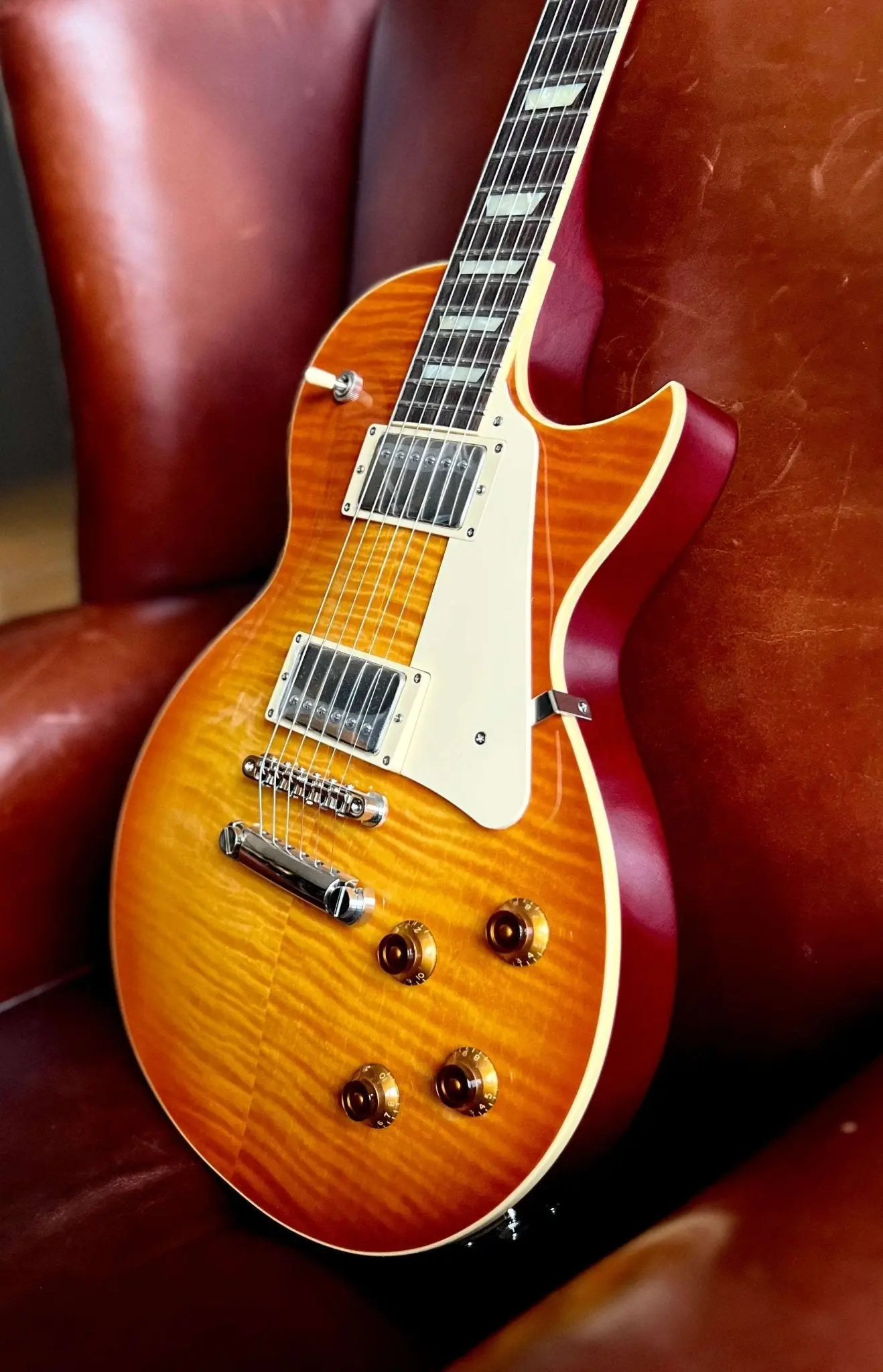 FGN Neo Classic NLS10RFM, Cherry Burst Electric Guitar - Image 7