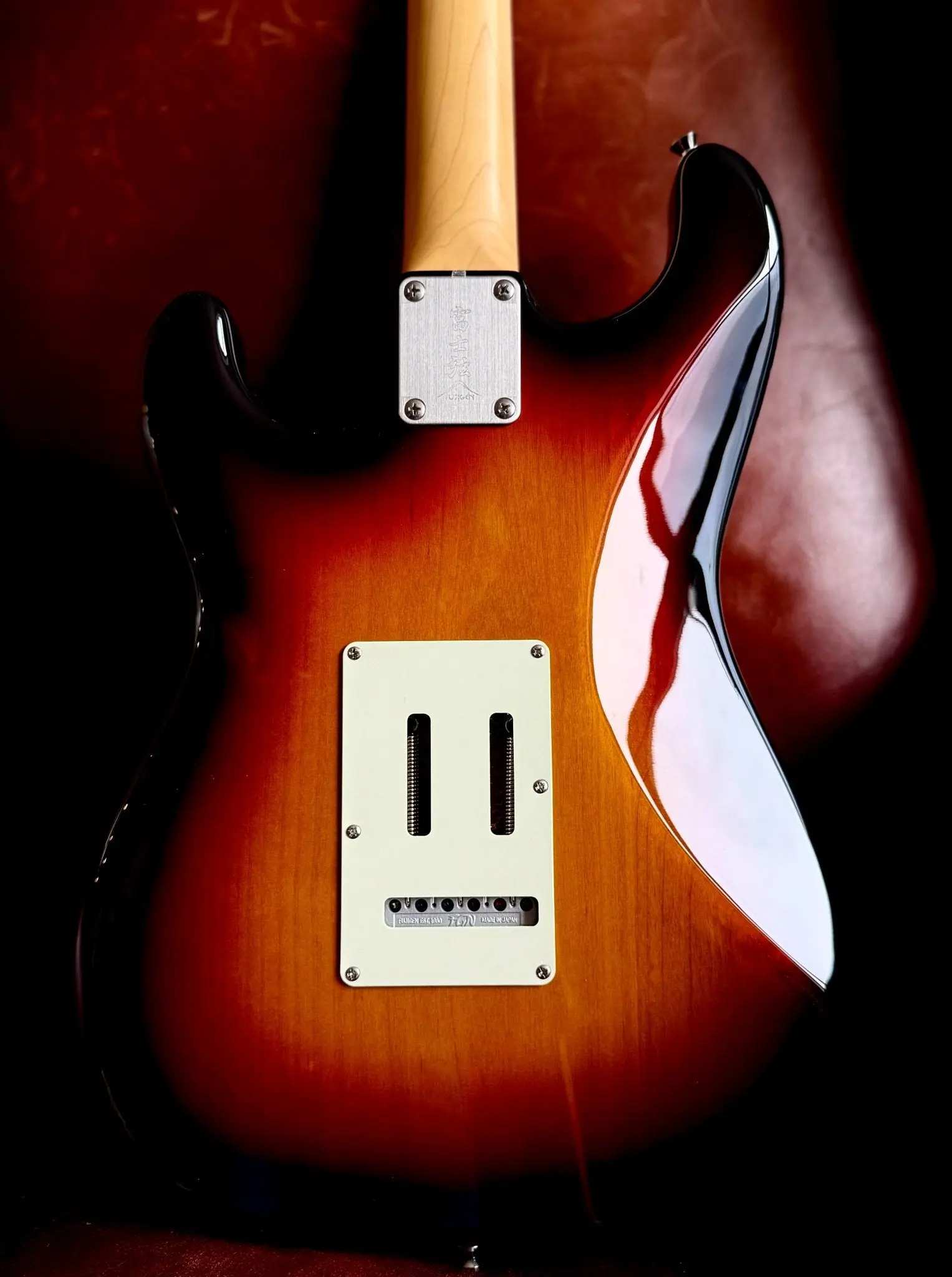 FGN Neoclassic NST100RAL, Alder 3 Tone Sunburst Electric Guitar - Image 2