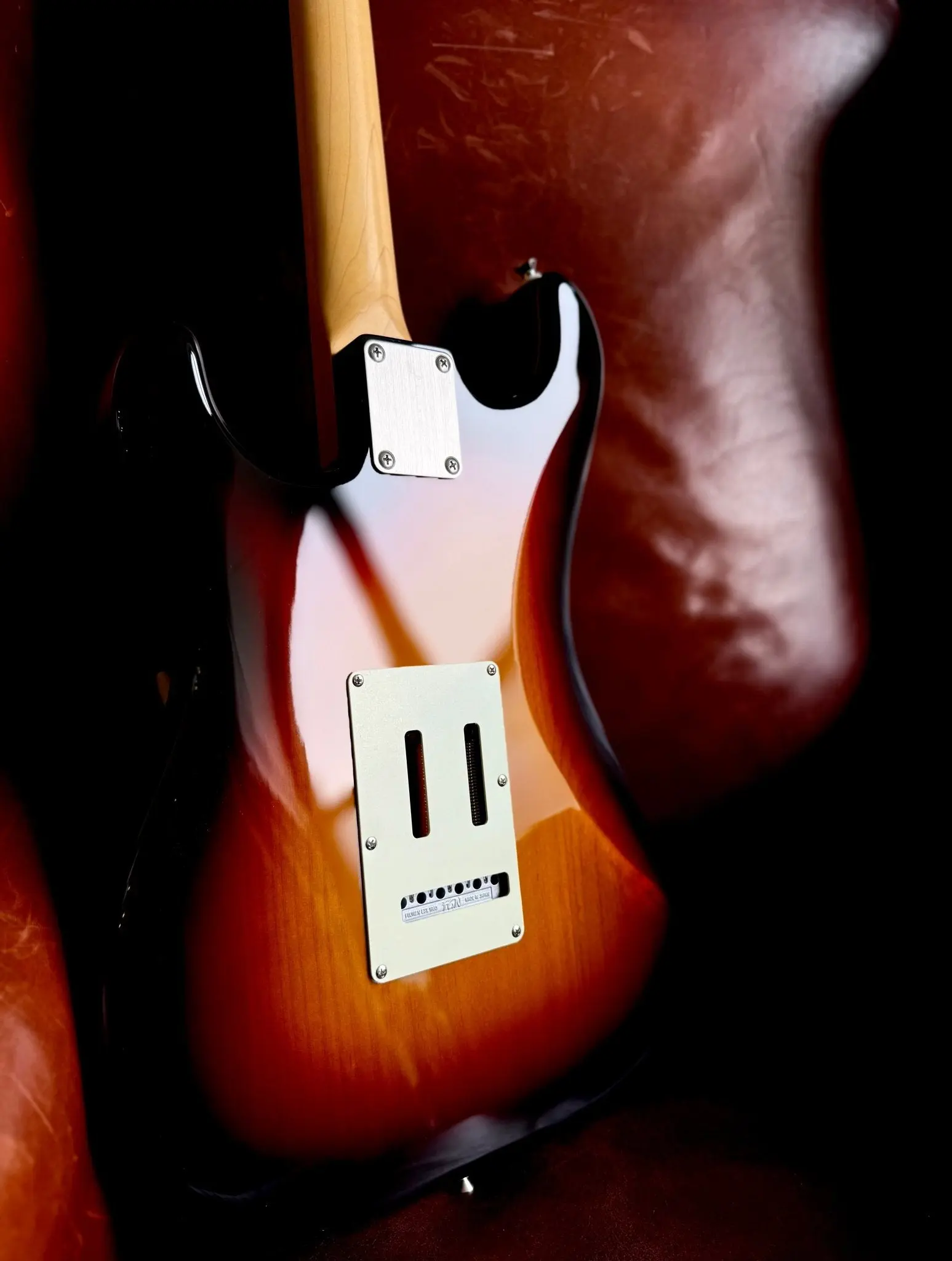FGN Neoclassic NST100RAL, Alder 3 Tone Sunburst Electric Guitar - Image 5