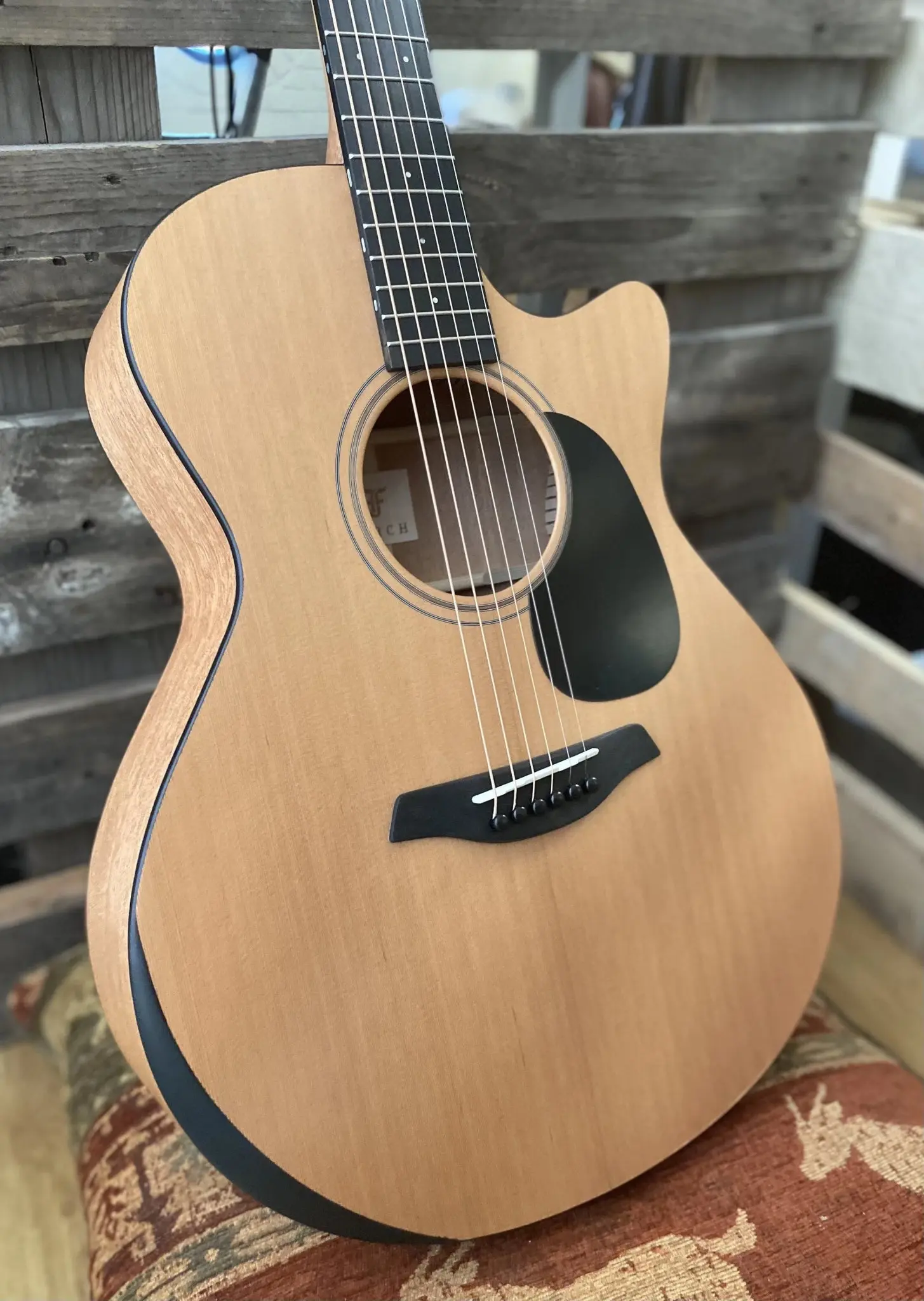 Furch Blue Deluxe Gc-CM (2026 CNR Active Upgrade Model) - Image 5