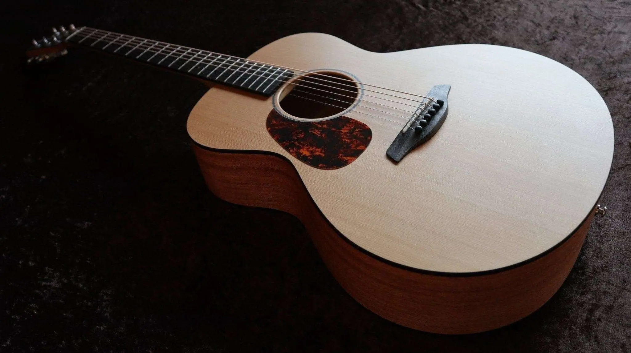 Furch Blue G CM Left Handed (Grand Auditorium / Cedar / Mahogany) Acoustic Guitar (2026 CNR Active Upgrade Model) - Image 6