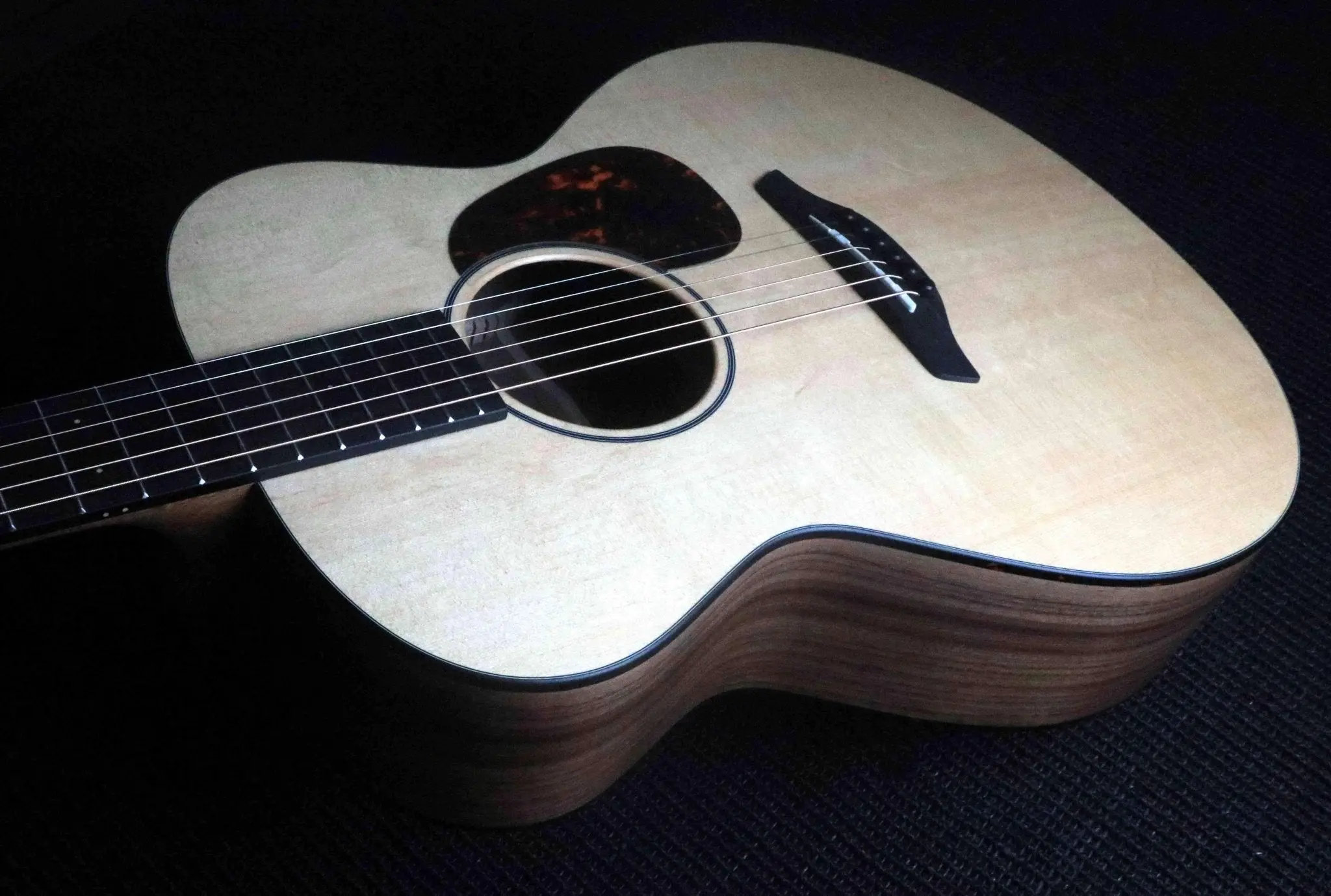 Furch Blue G SW (Spruce / Walnut) Acoustic Guitar (2026 CNR Active Upgrade Model) - Image 17