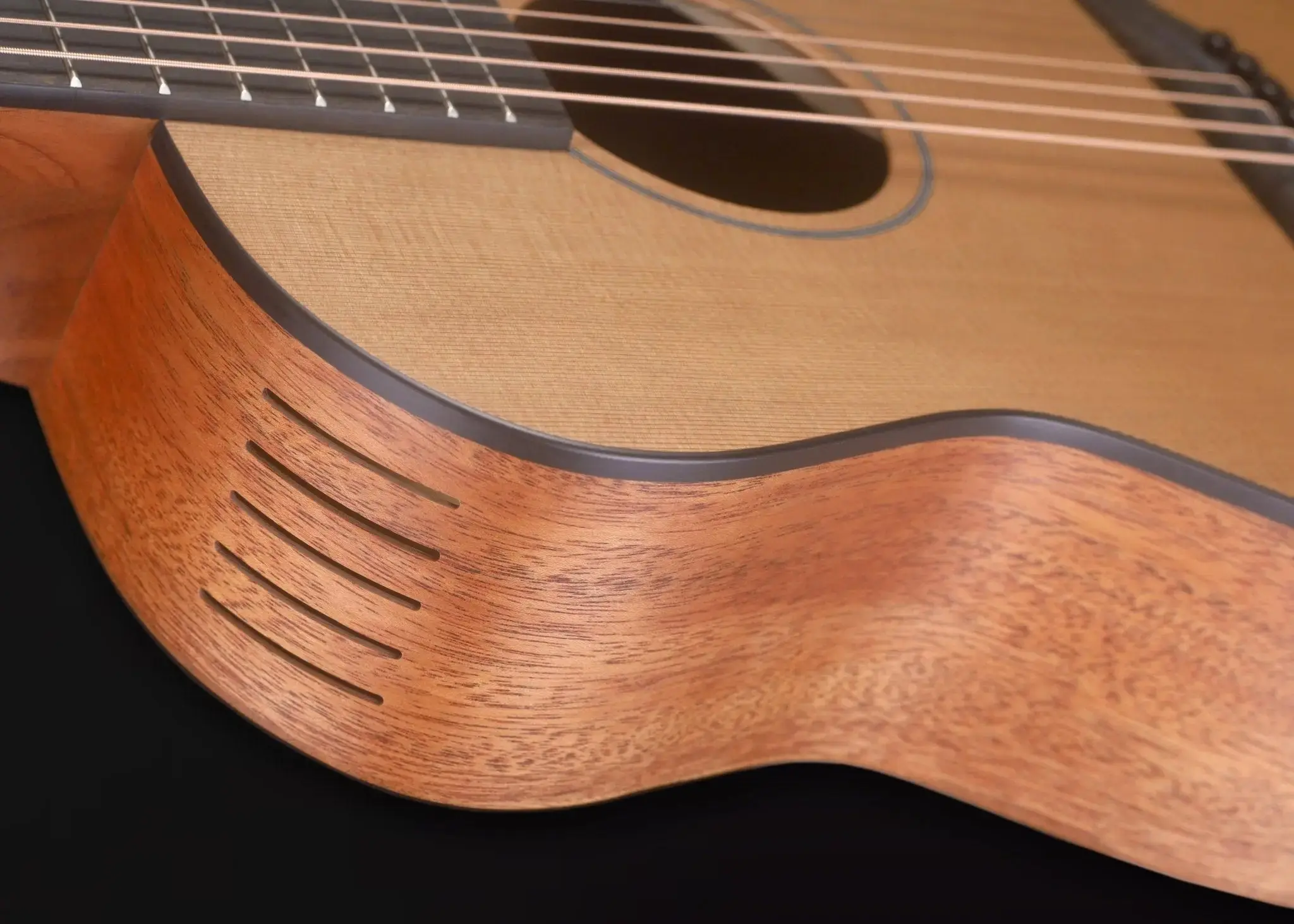 Furch Pioneer CM Left Handed : Western red cedar top with African mahogany back and sides (Furch Mini / Travel Guitar) (2026 CNR Active Upgrade Model) - Image 23