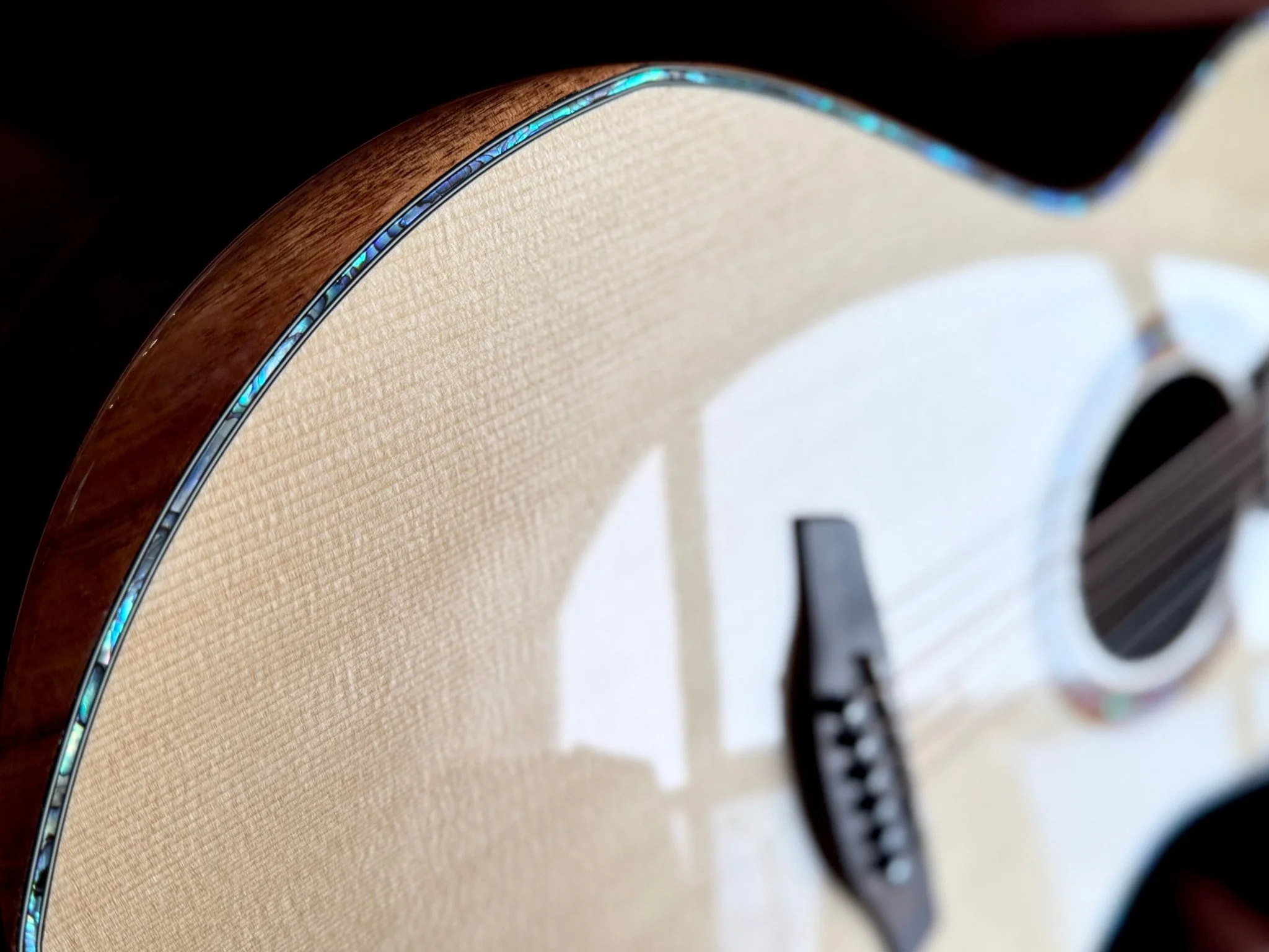 Furch Red Deluxe Gc SR with Duo Bevel Master Grade Spruce/Rosewood (2026 CNR Active Upgrade Model) - Image 3