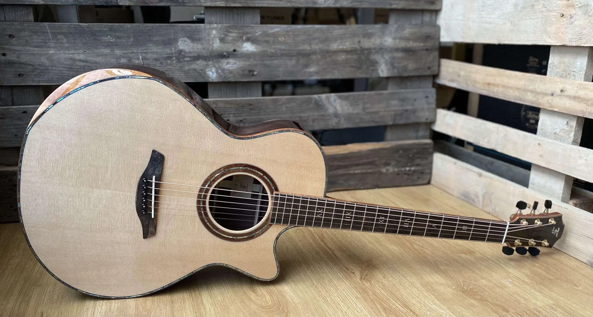 Furch Red Deluxe Gc SR with Duo Bevel Master Grade Spruce/Rosewood (2026 CNR Active Upgrade Model) - Image 31