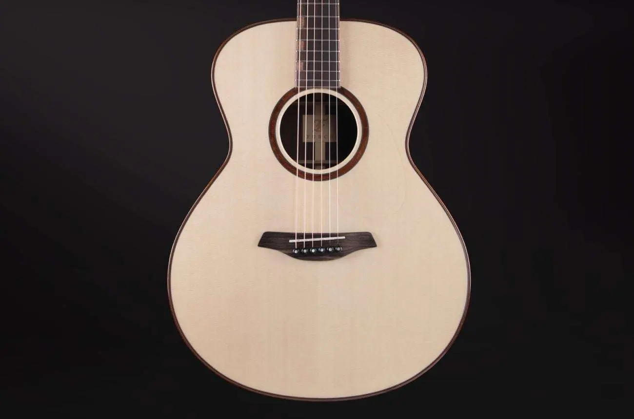 Furch Red Pure OMc-LR, Acoustic Guitar (2026 CNR Active Upgrade Model) - Image 10