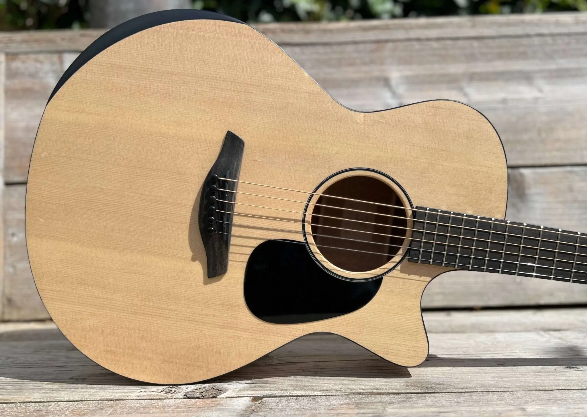 Furch Violet Deluxe Gc EM Engelmann Spruce Deluxe Acoustic Guitar (2026 CNR Active Upgrade Model) - Image 18