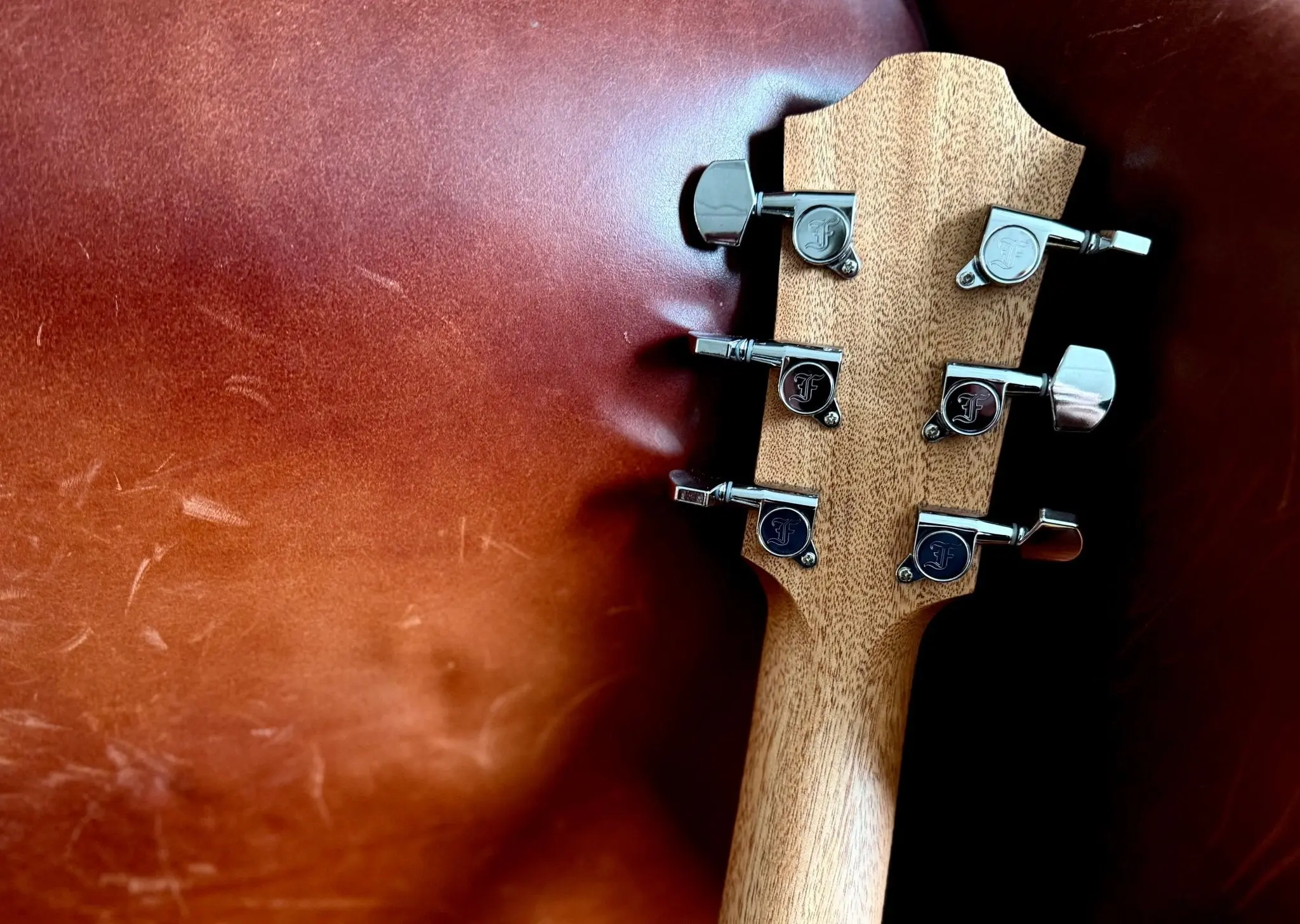 Furch Violet Deluxe Gc ER Engelmann Spruce With Rosewood Back & Sides Acoustic Guitar (2026 CNR Active Upgrade Model) - Image 14