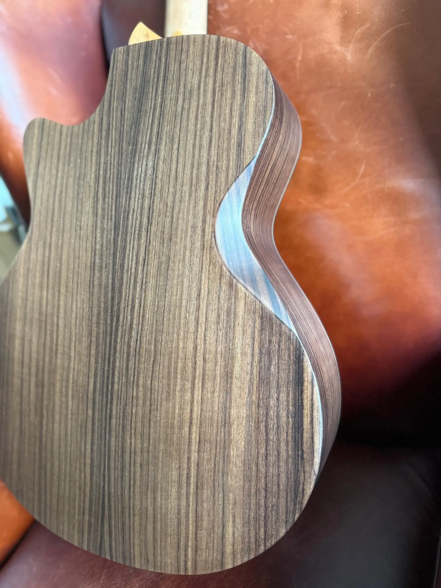Furch Violet Deluxe Gc ER Engelmann Spruce With Rosewood Back & Sides Acoustic Guitar (2026 CNR Active Upgrade Model) - Image 16