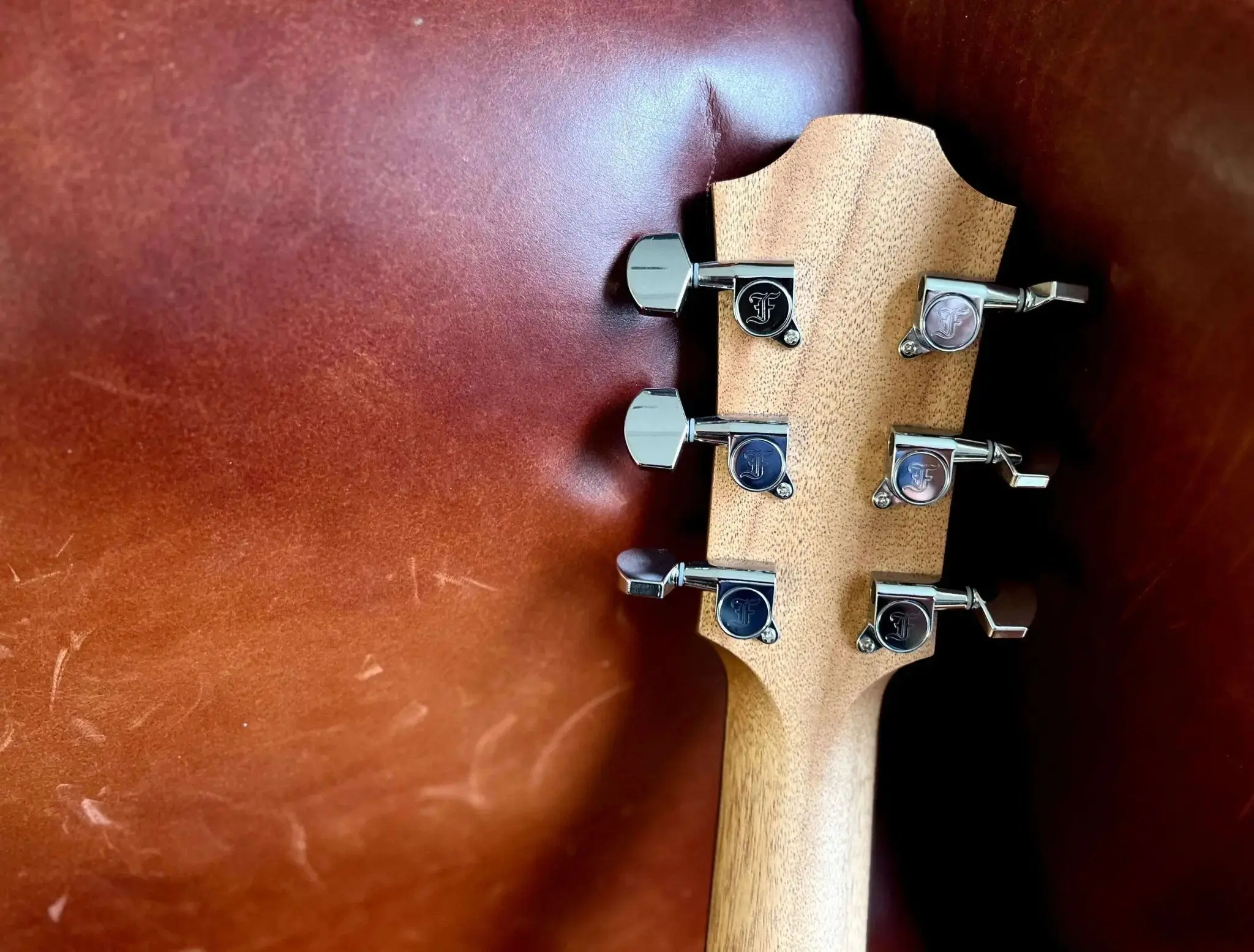 Furch Violet Gc ER Engelmann Spruce With Rosewood Back & Sides Acoustic Guitar (2026 CNR Active Upgrade Model) - Image 8