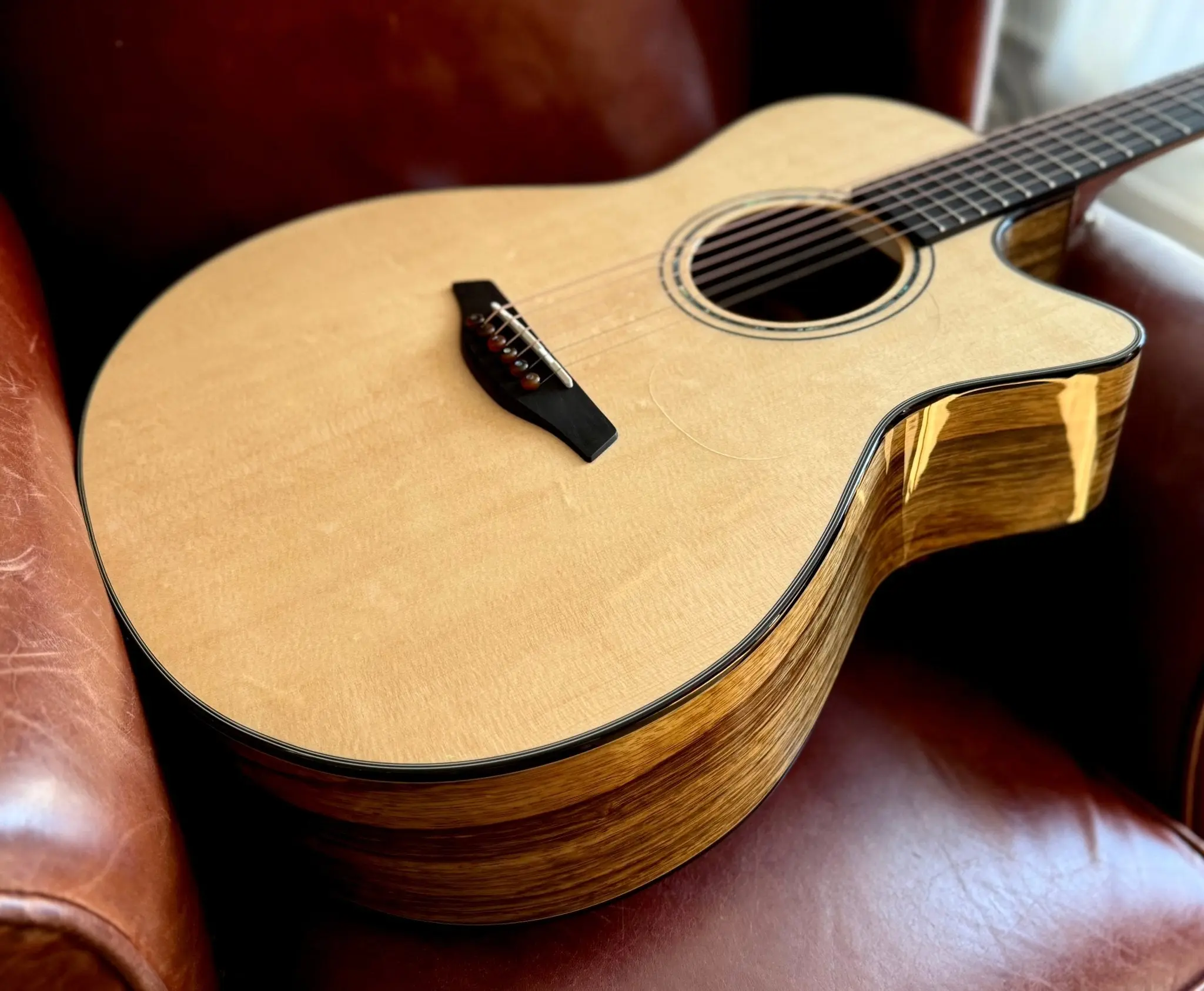 Furch Yellow Black Limba GC SX Exotic Ltd Series Acoustic Guitar Just £1999 - Image 14