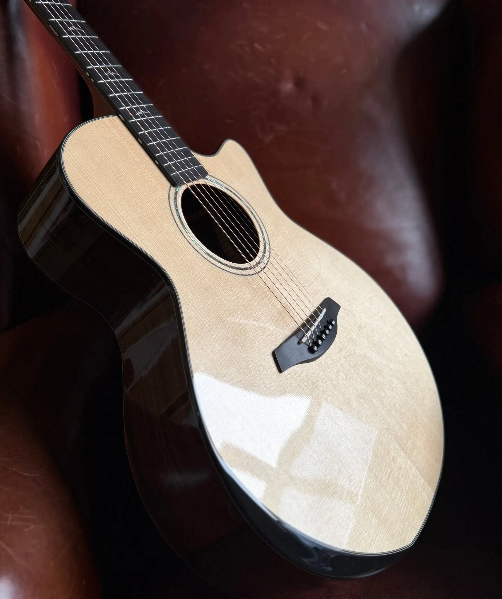 Furch Yellow Deluxe Gc-SR, Acoustic Guitar (With Option Of Original G23CR Inlays - A Worldwde No Cost Exclusive) (2026 CNR Active Upgrade Model) - Image 15