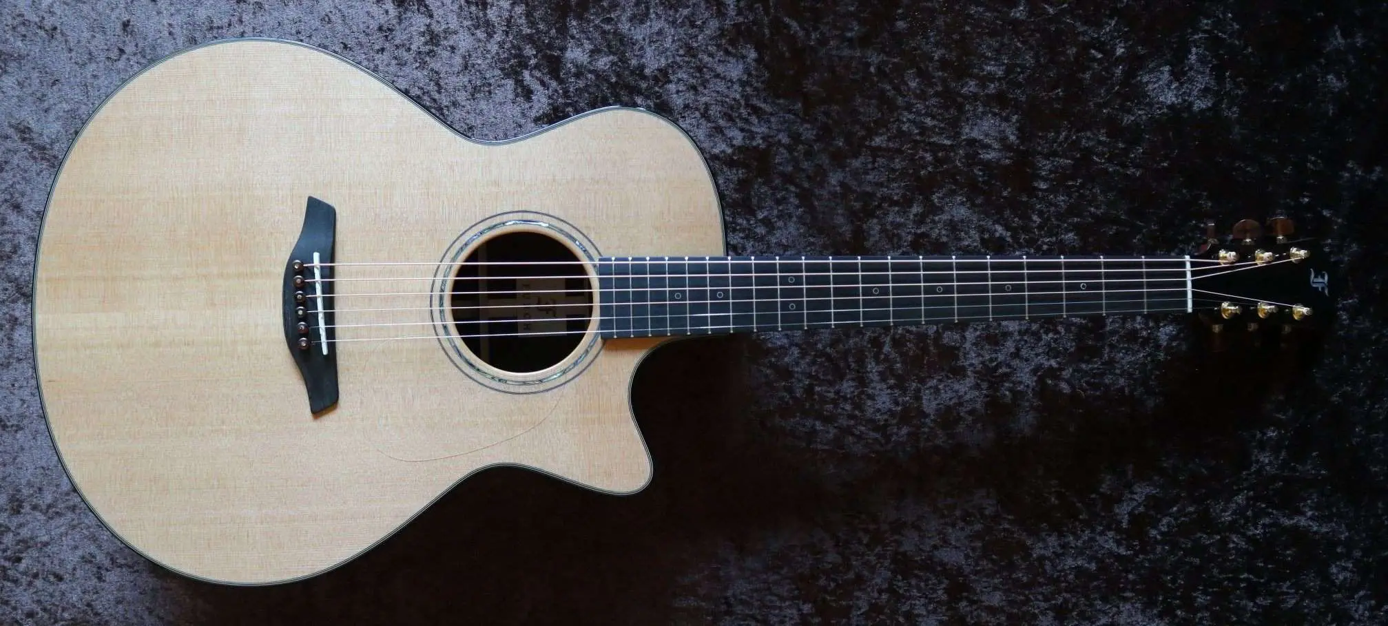 Furch Yellow Gc-CR 12 String Acoustic Guitar Including UK Exclusive Inlays & Over £100 Of Added Value FREE (2026 CNR Active Upgrade Model) - Image 13