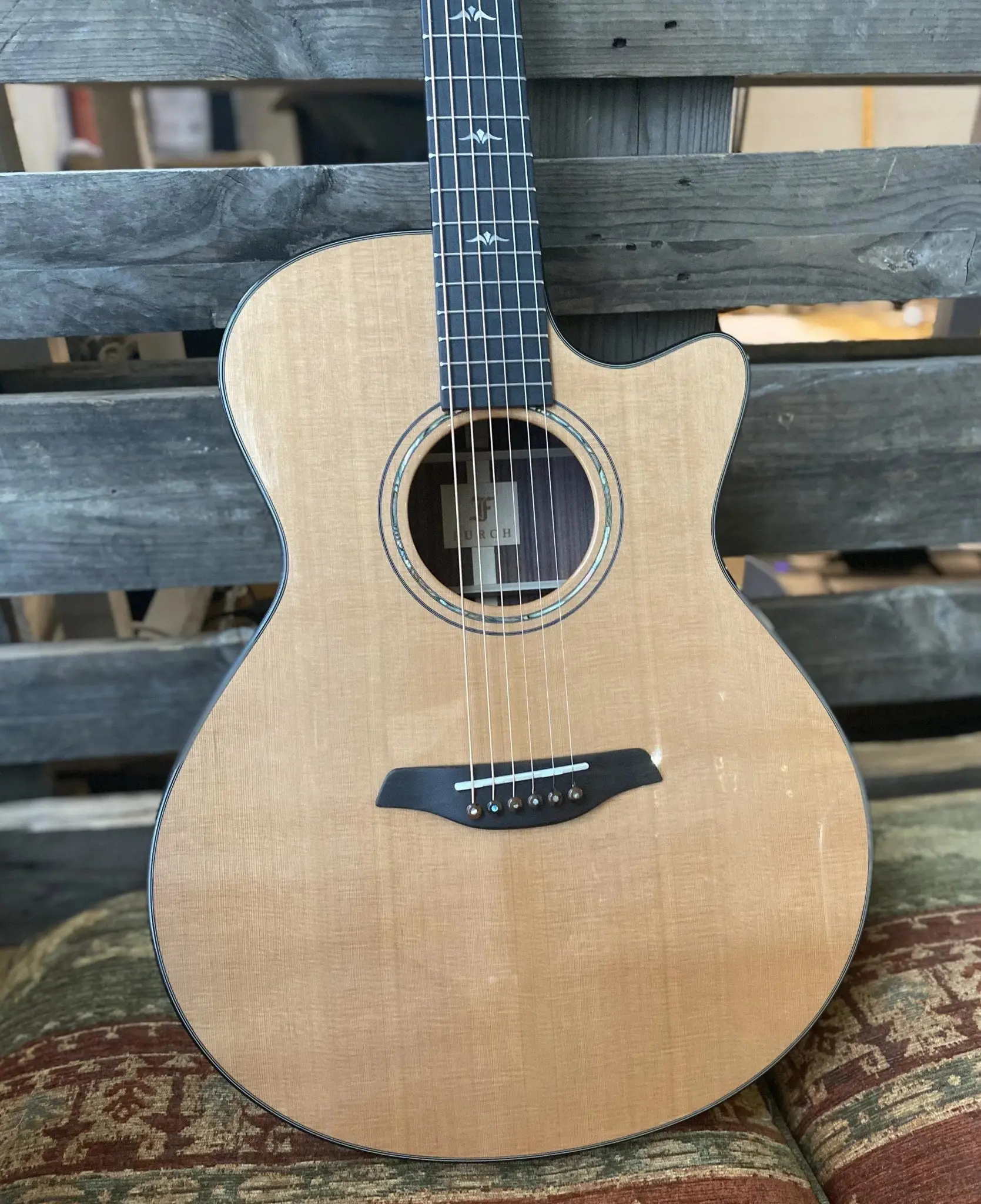 Furch Yellow Gc-CR Left Handed Acoustic Guitar Including UK Exclusive Inlays & Over £100 Of Added Value FREE (2026 CNR Active Upgrade Model) - Image 6