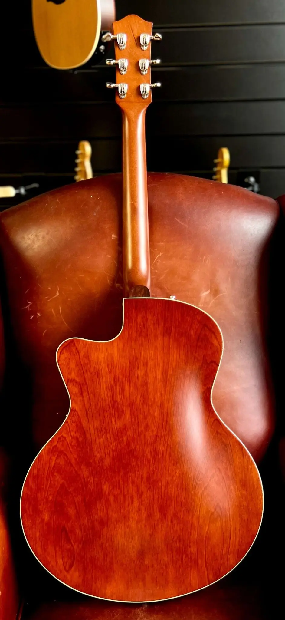 GODIN 5th Avenue CW Kingpin II Cognac Burst - Image 9