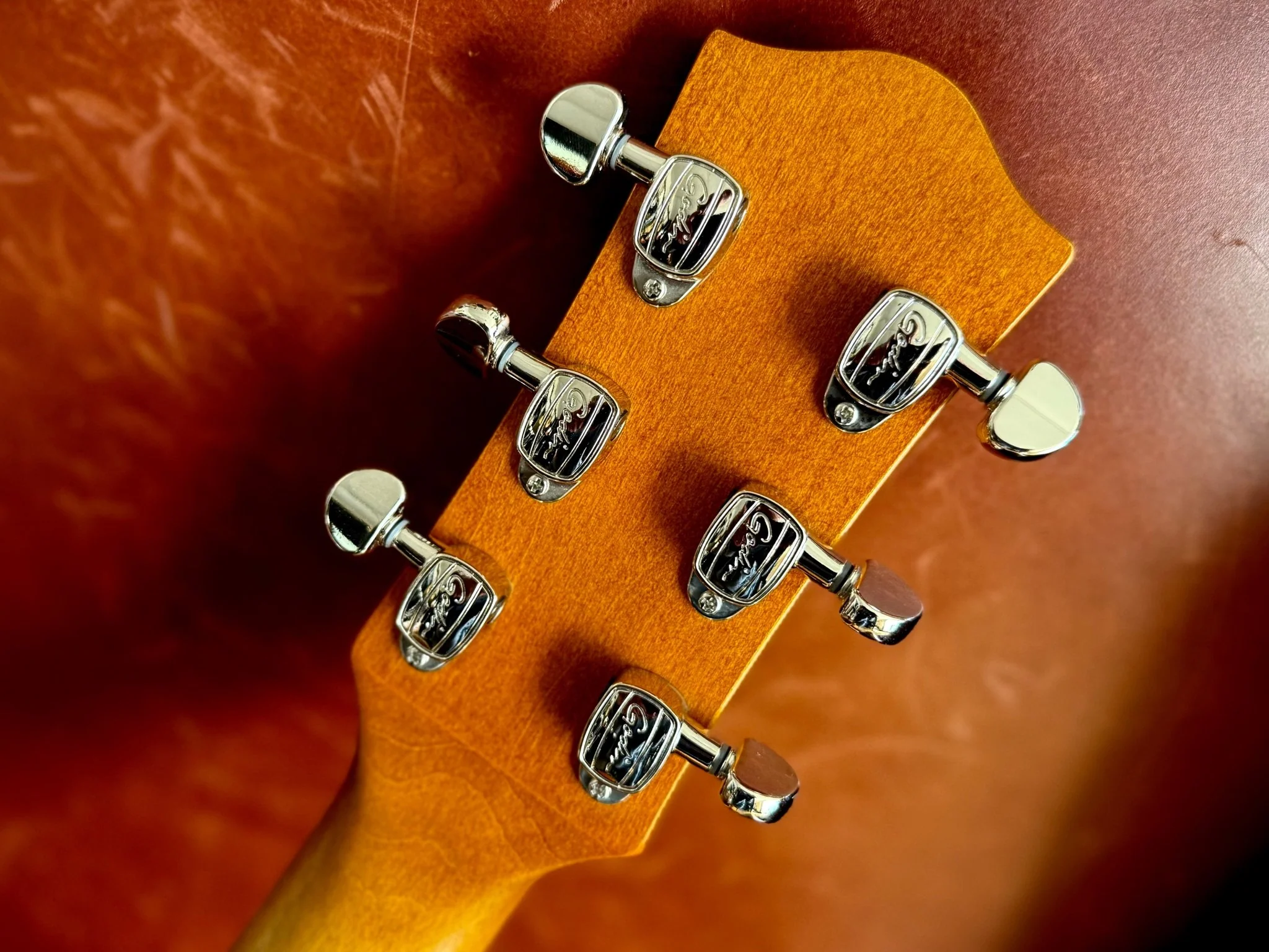 Godin 5th Avenue Jumbo P-Rail Semi-Acoustic Guitar ~ Harvest Gold - Image 16
