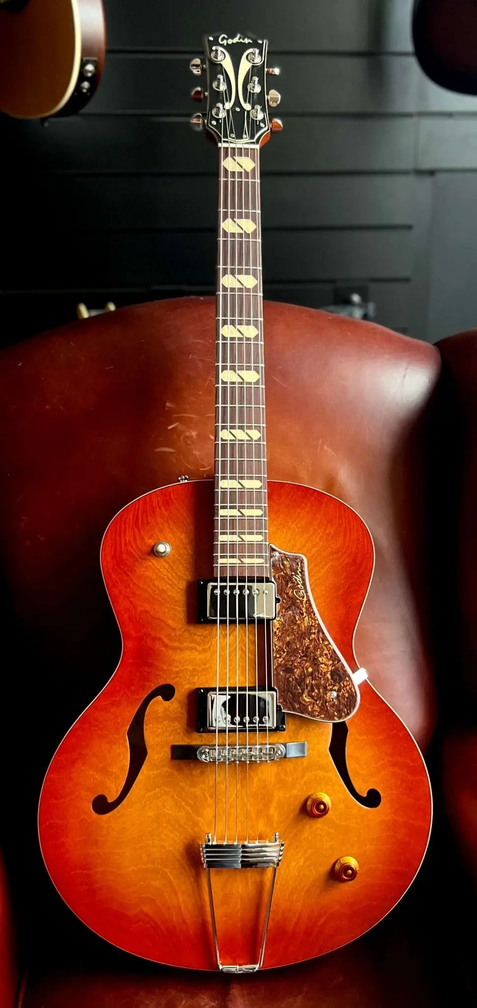Godin 5th Avenue Jumbo Semi-Acoustic Guitar ~ Memphis Sun - Image 28