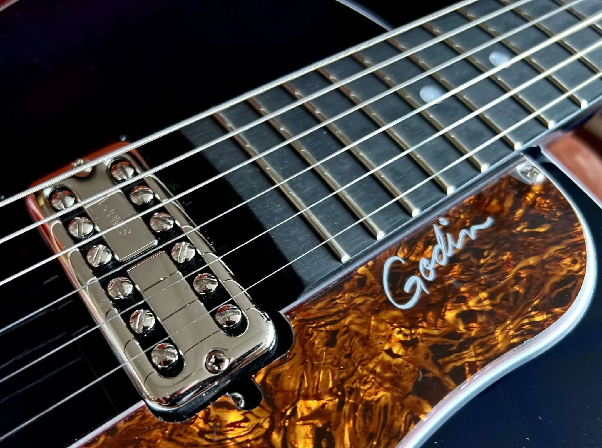 Godin 5th Avenue Nightclub Semi-Acoustic Guitar ~ Indigo Blue - Image 6
