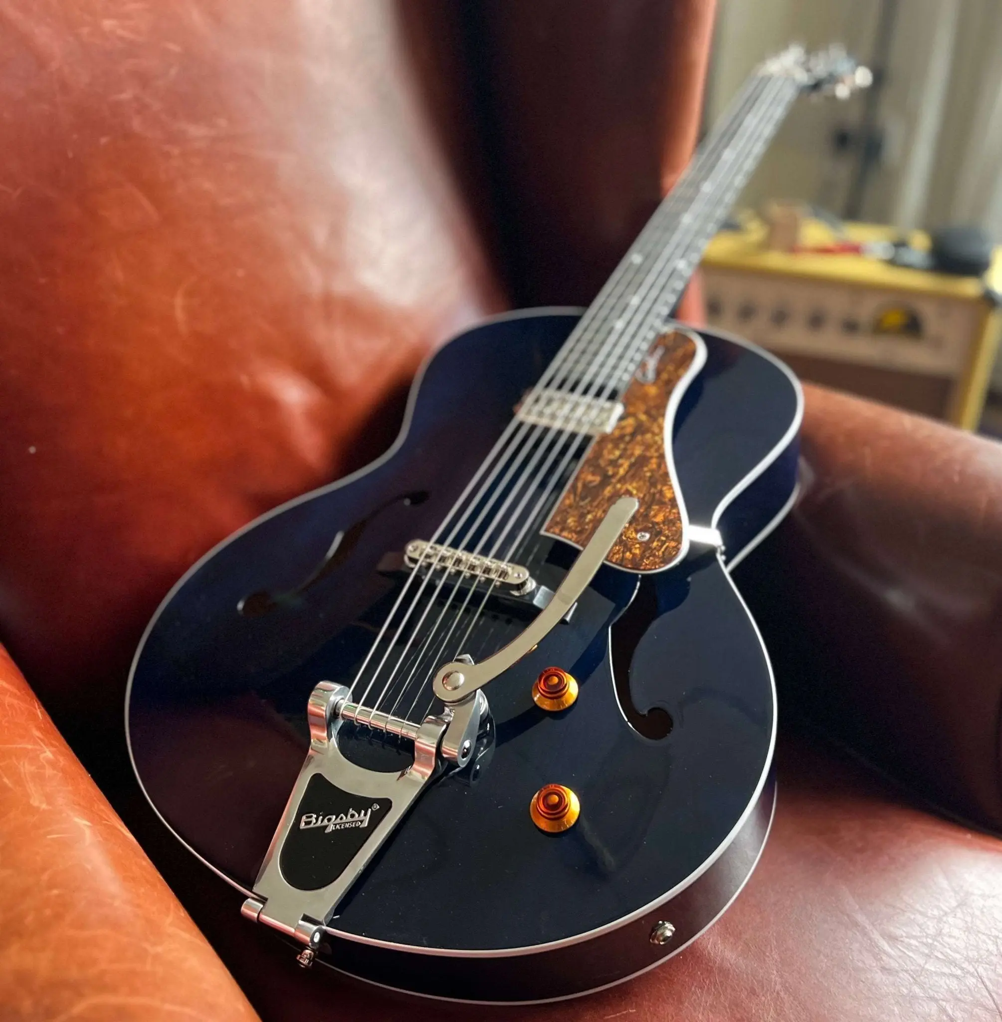 Godin 5th Avenue Nightclub Semi-Acoustic Guitar ~ Indigo Blue - Image 9