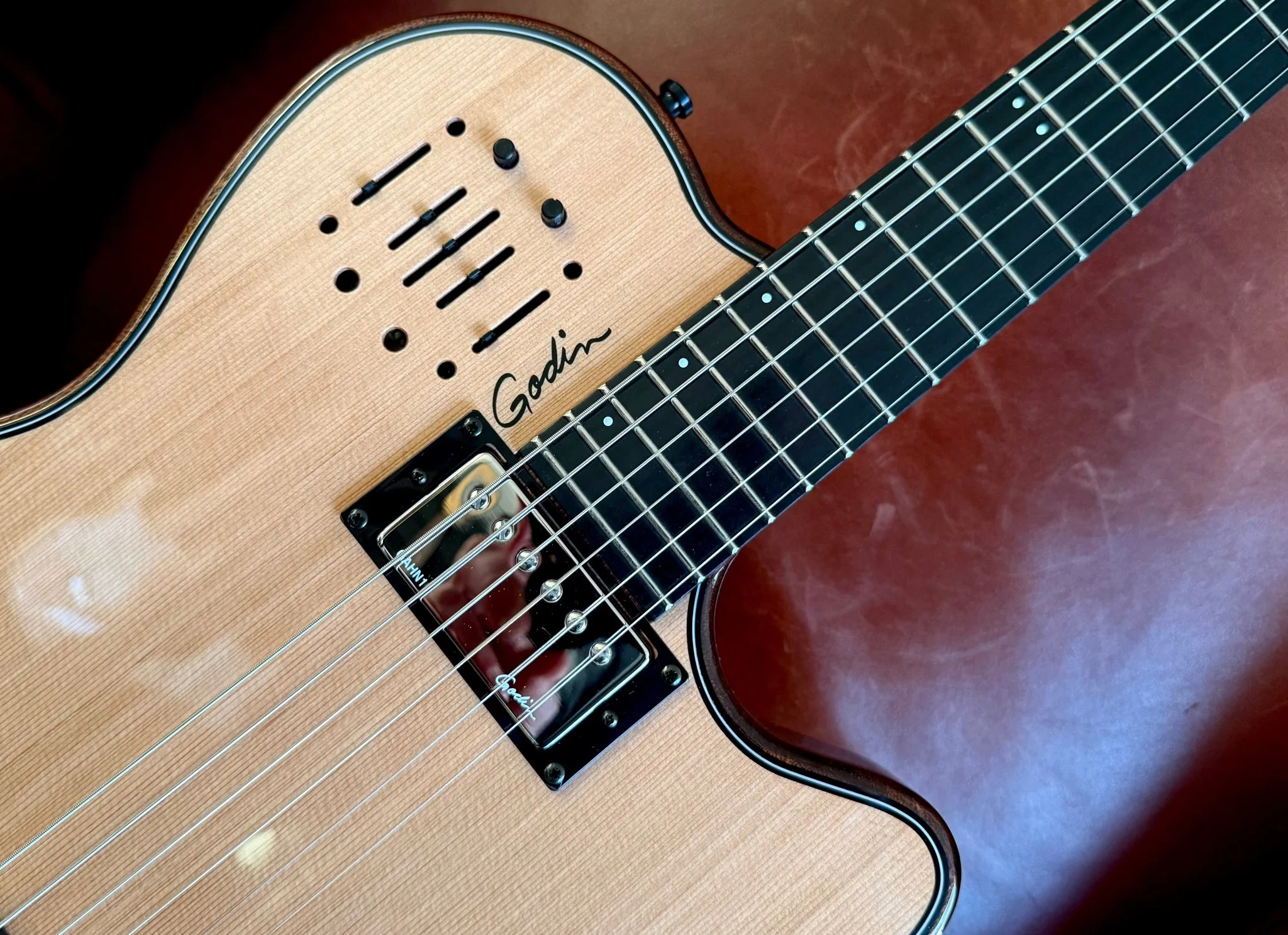 Godin A6 Ultra Deluxe Electic / Electro Acoustic Hybrid Guitar - Image 16