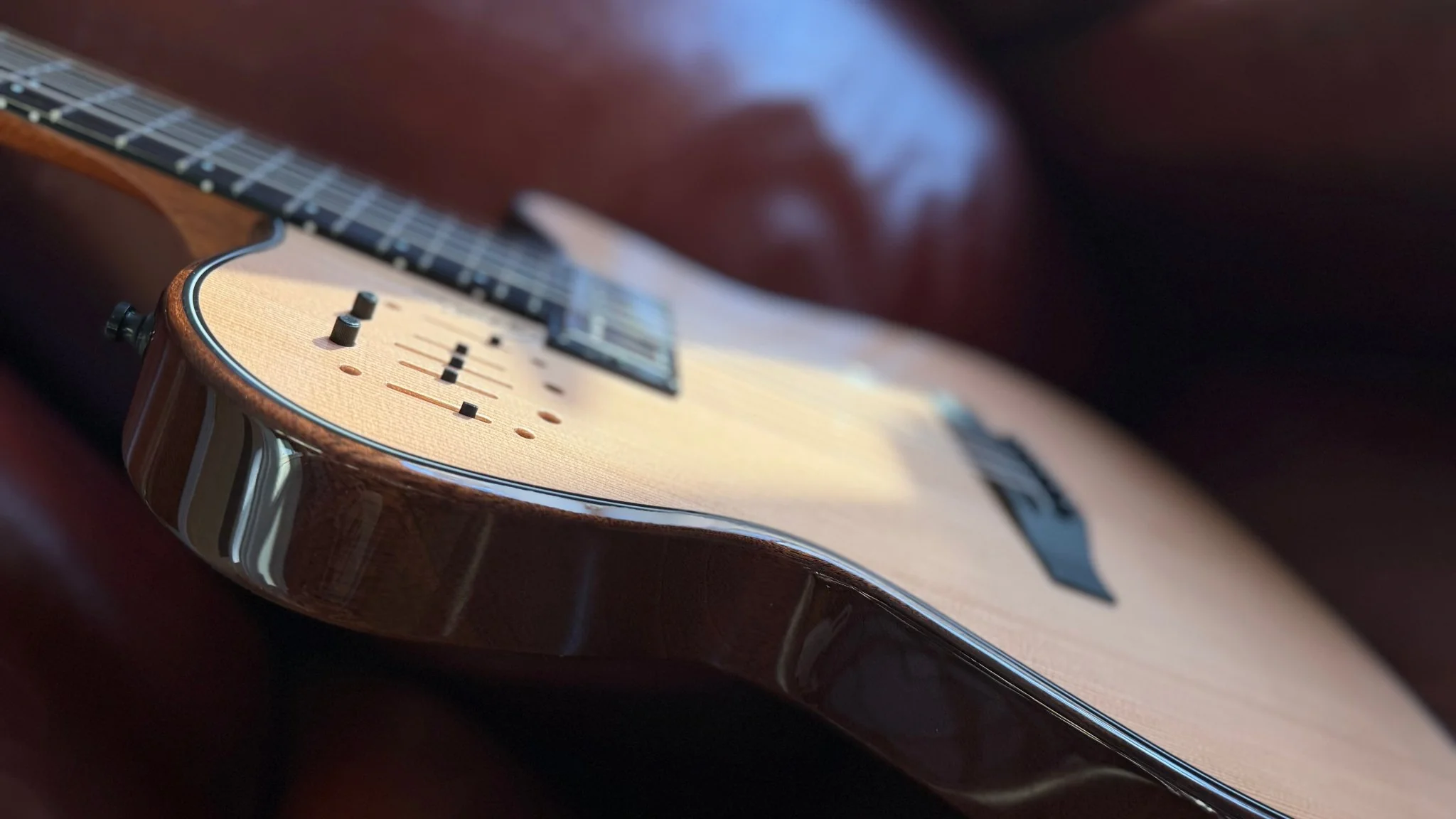 Godin A6 Ultra Deluxe Electic / Electro Acoustic Hybrid Guitar - Image 19